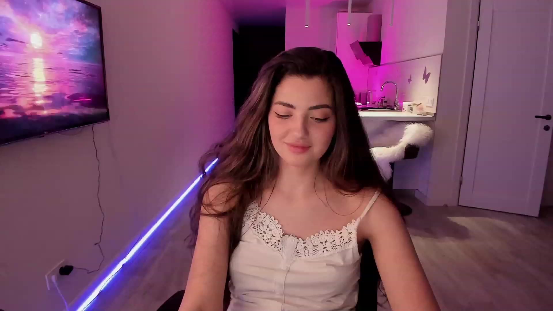 Gallery image thumbnail from Naughty_Inna_'s myfreecams stream on, 03/30/2023, 21:07 image 11 of 20
