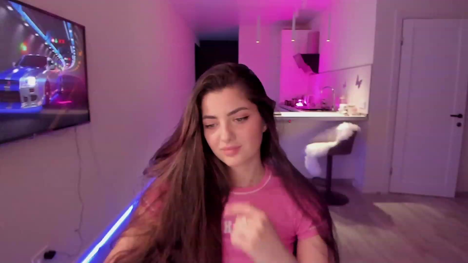 Gallery image thumbnail from Naughty_Inna_'s myfreecams stream on, 03/31/2023, 22:09 image 11 of 20