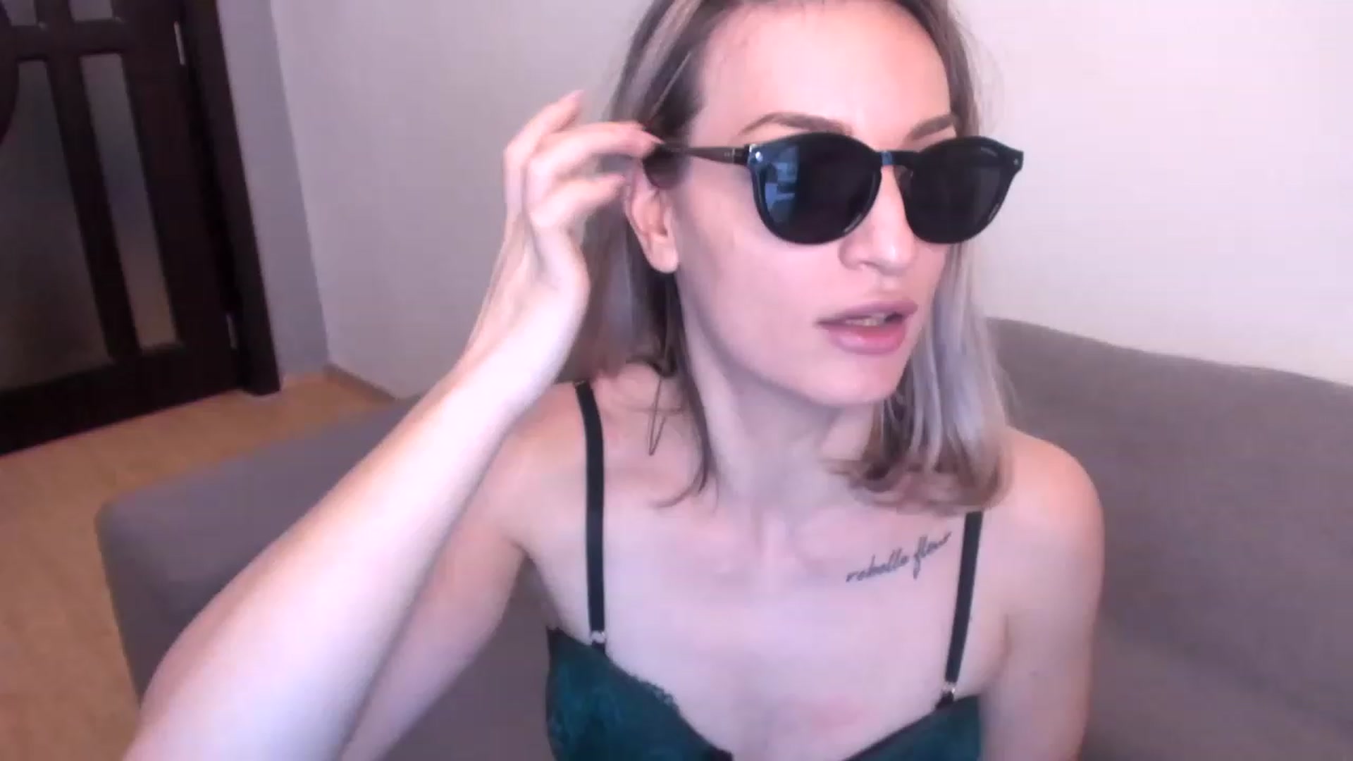 Gallery image thumbnail from Naughty_Maya's myfreecams stream on, 11/20/2022, 14:04 image 2 of 20