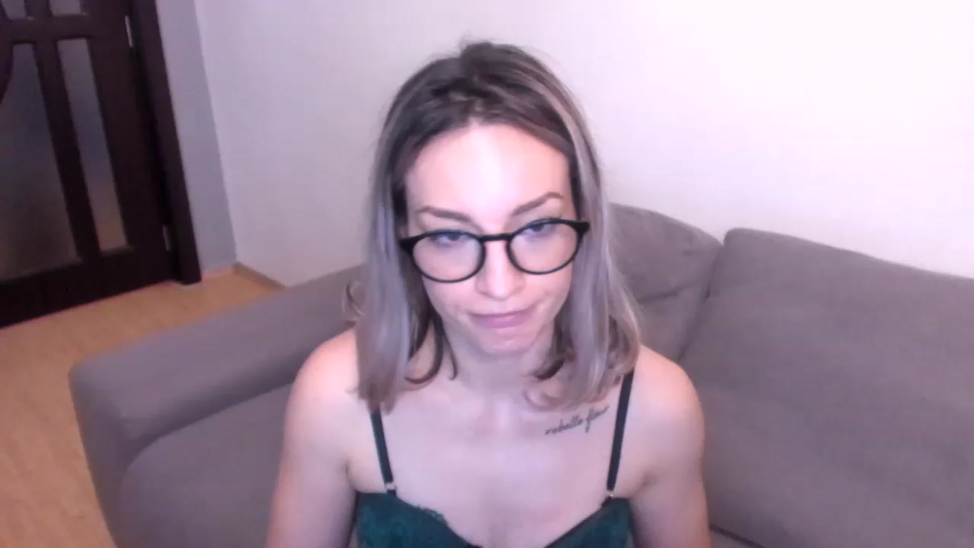 Gallery image thumbnail from Naughty_Maya's myfreecams stream on, 11/20/2022, 14:04 image 16 of 20