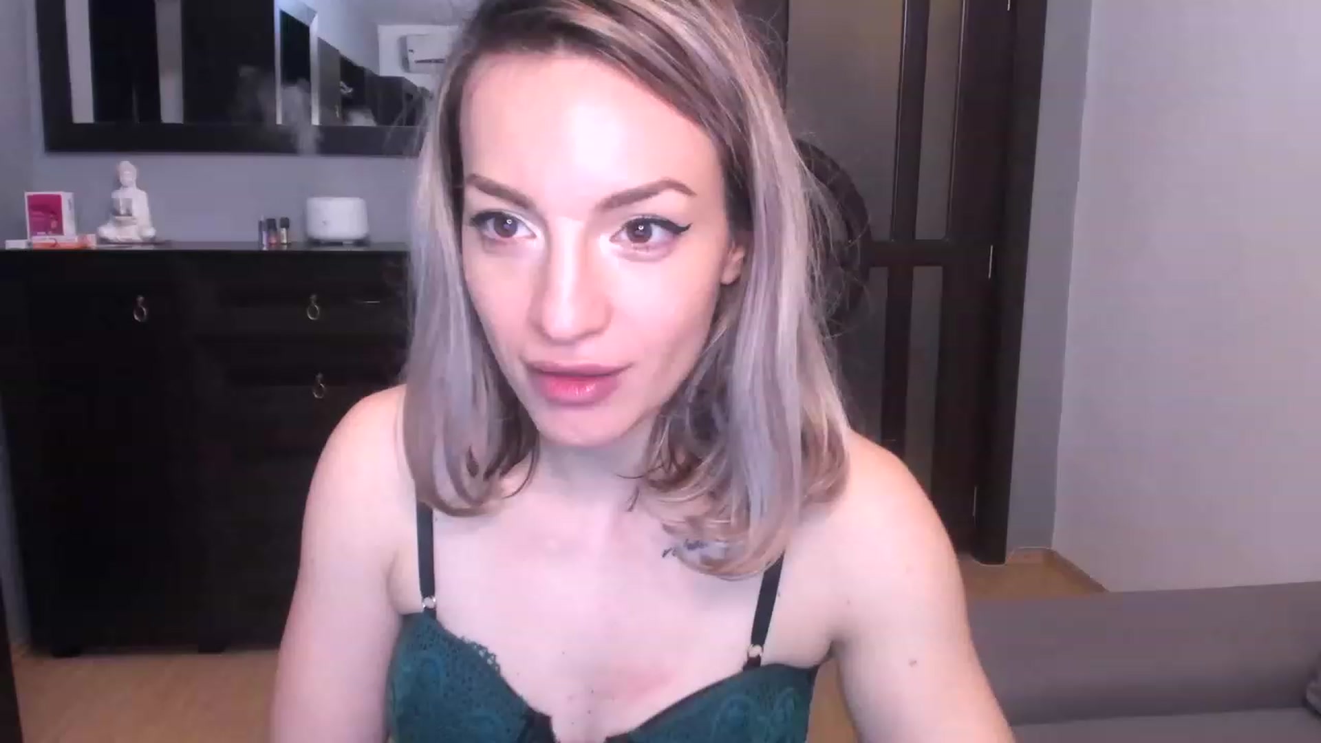 Gallery image thumbnail from Naughty_Maya's myfreecams stream on, 11/20/2022, 14:04 image 1 of 20