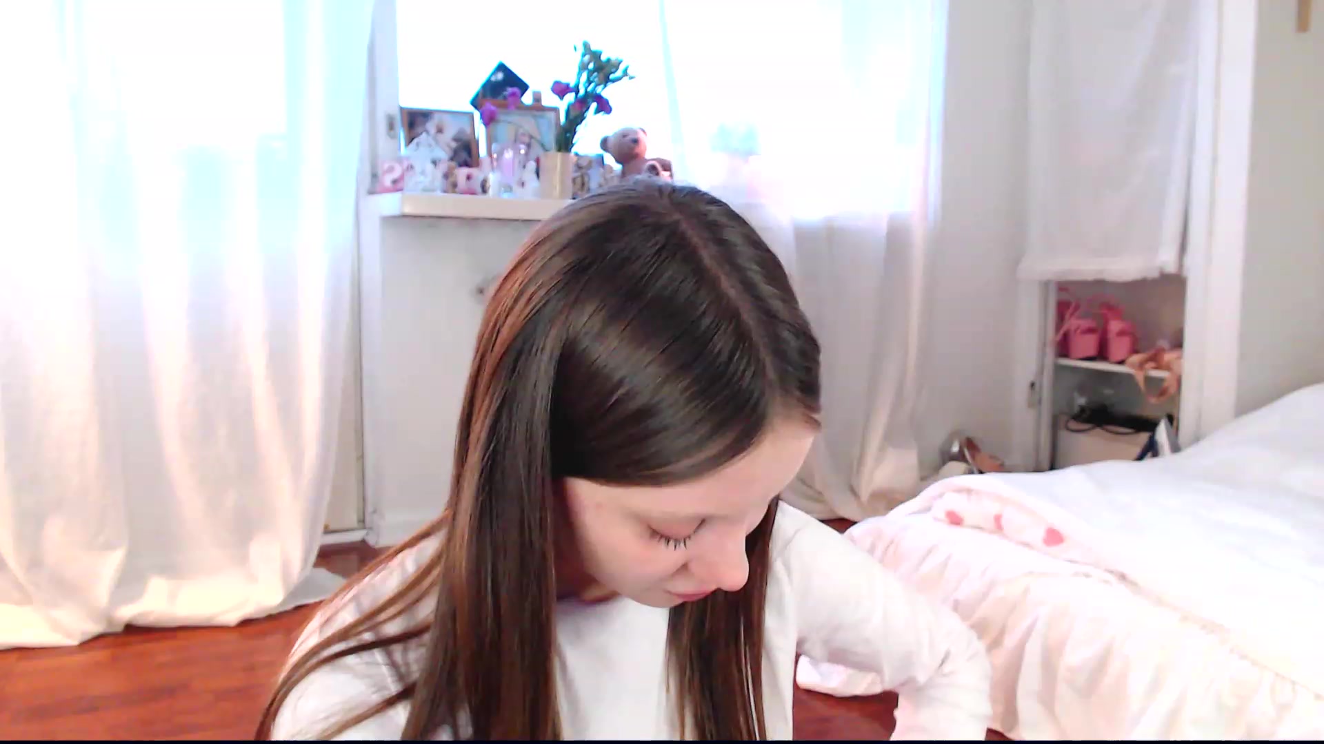 Gallery image thumbnail from Naughty_bby's myfreecams stream on, 12/01/2022, 12:40 image 15 of 20
