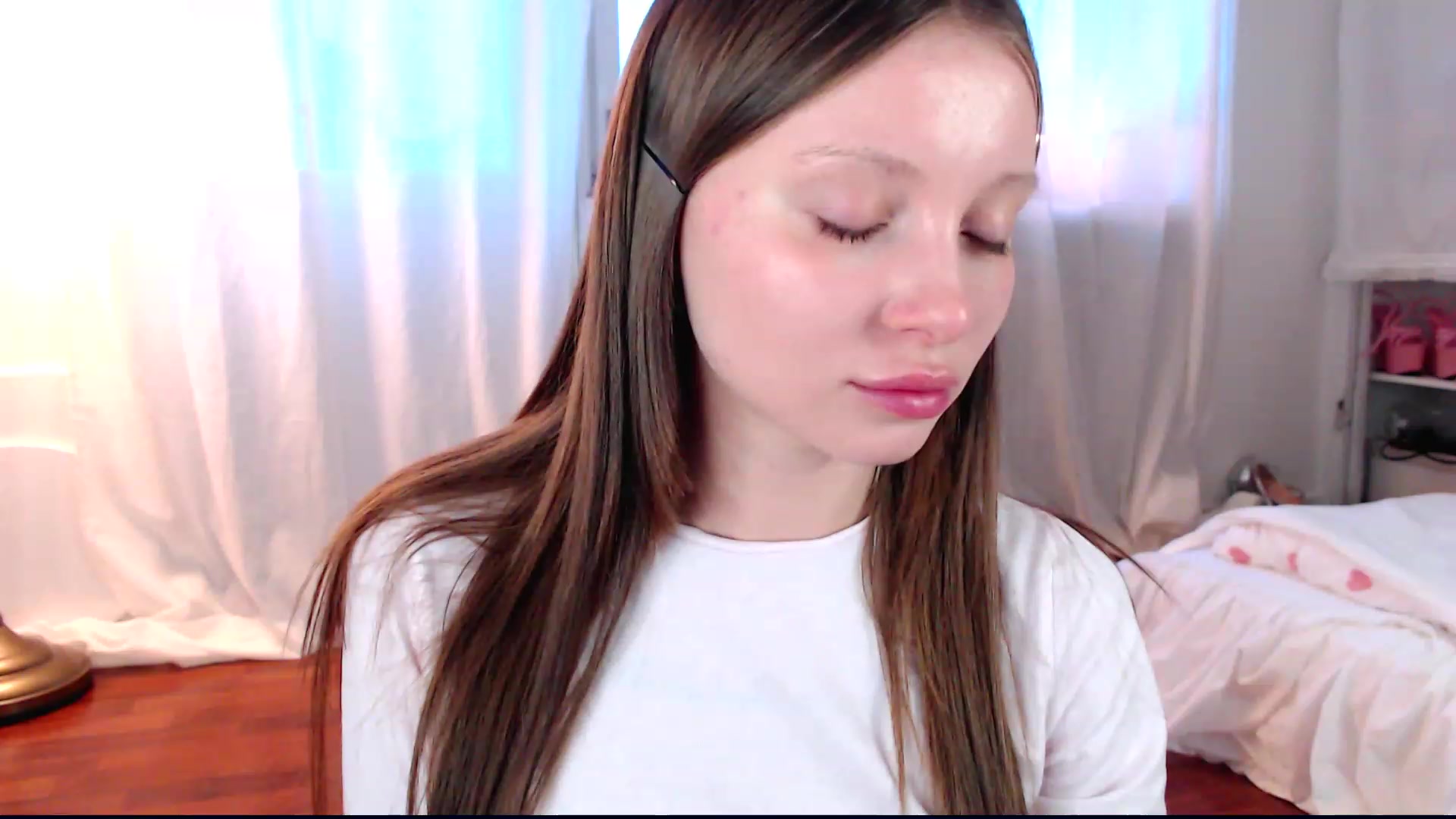Gallery image thumbnail from Naughty_bby's myfreecams stream on, 12/01/2022, 12:40 image 19 of 20