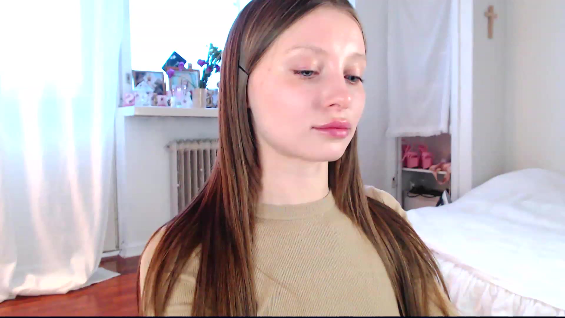 Gallery image thumbnail from Naughty_bby's myfreecams stream on, 12/01/2022, 12:40 image 6 of 20