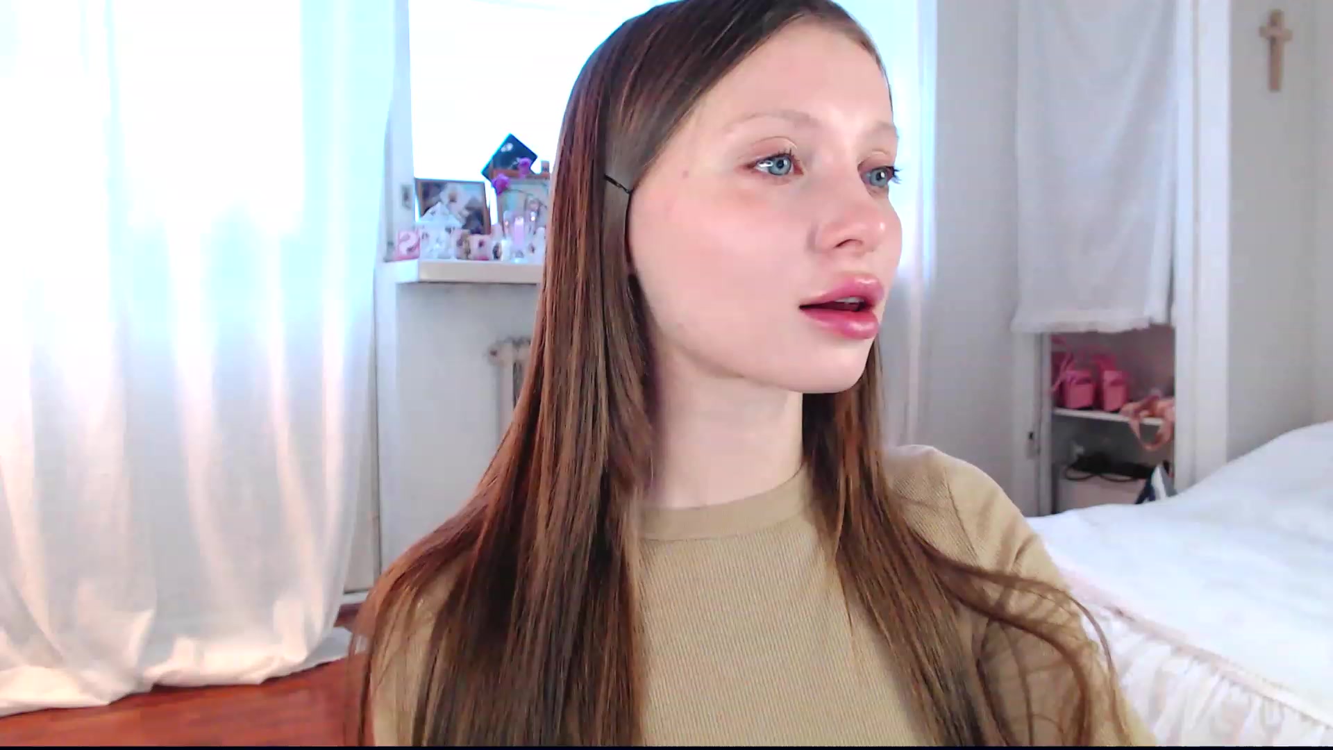 Gallery image thumbnail from Naughty_bby's myfreecams stream on, 12/01/2022, 12:40 image 4 of 20