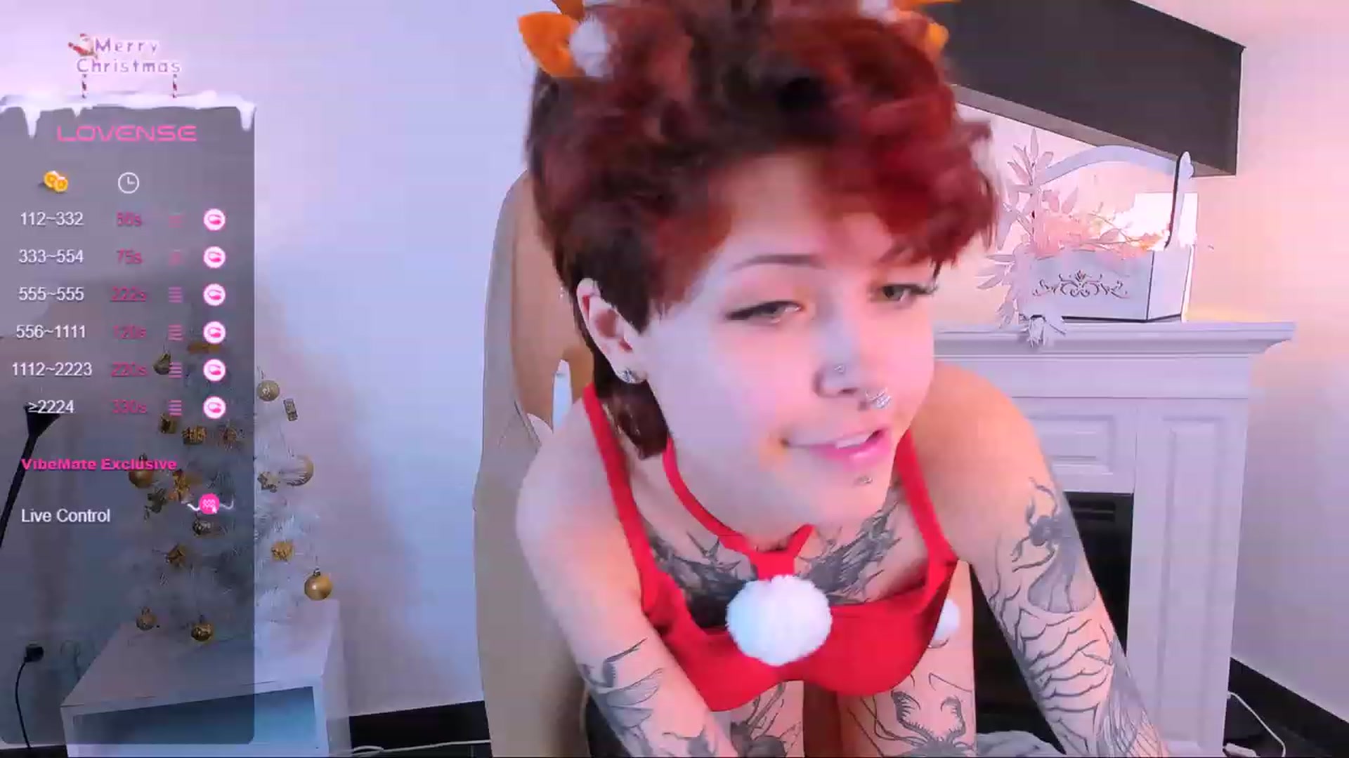 Gallery image thumbnail from Naughty_fox's myfreecams stream on, 12/25/2023, 14:03 image 4 of 20