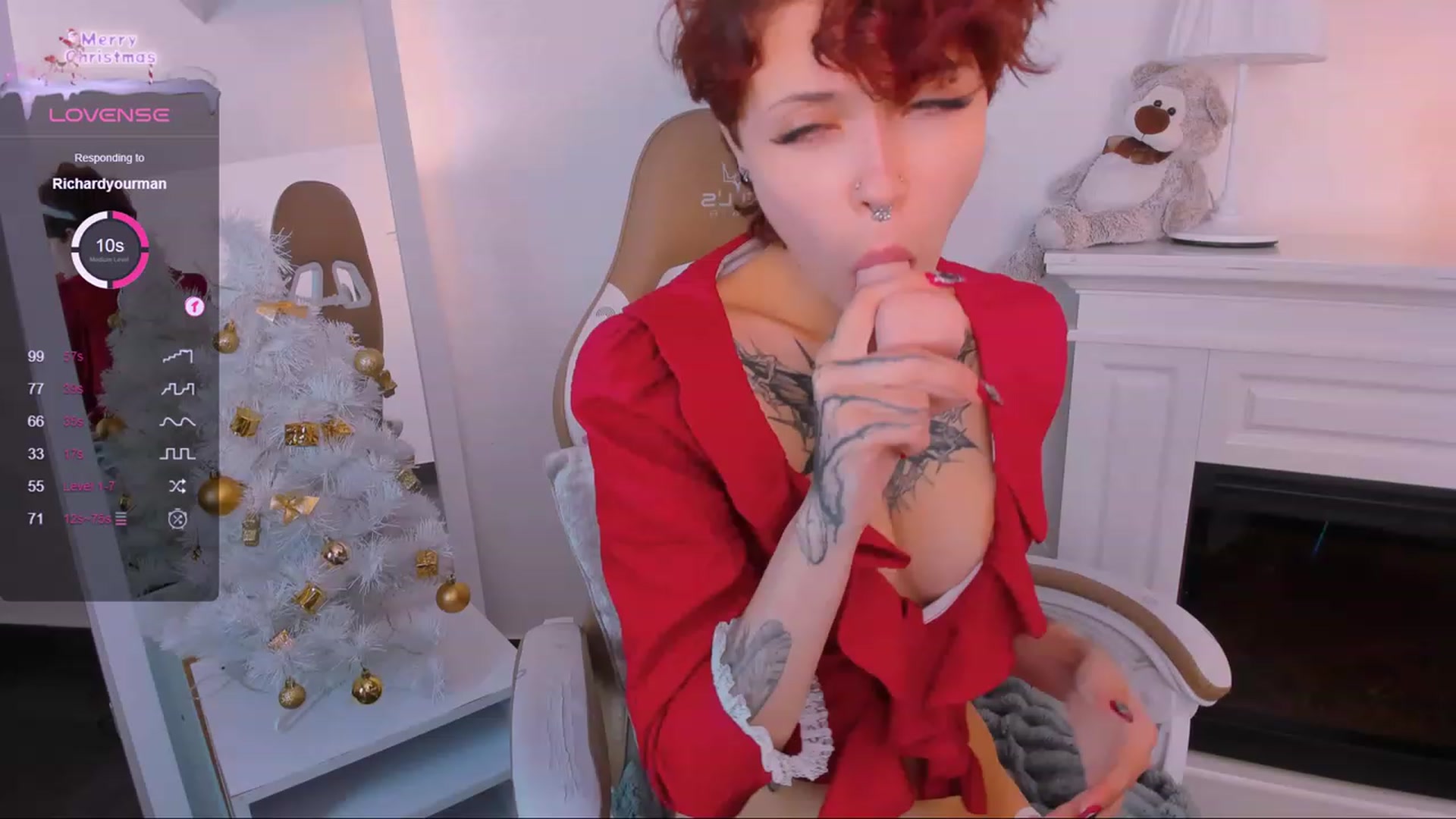 Gallery image thumbnail from Naughty_fox's myfreecams stream on, 12/26/2023, 13:34 image 11 of 20