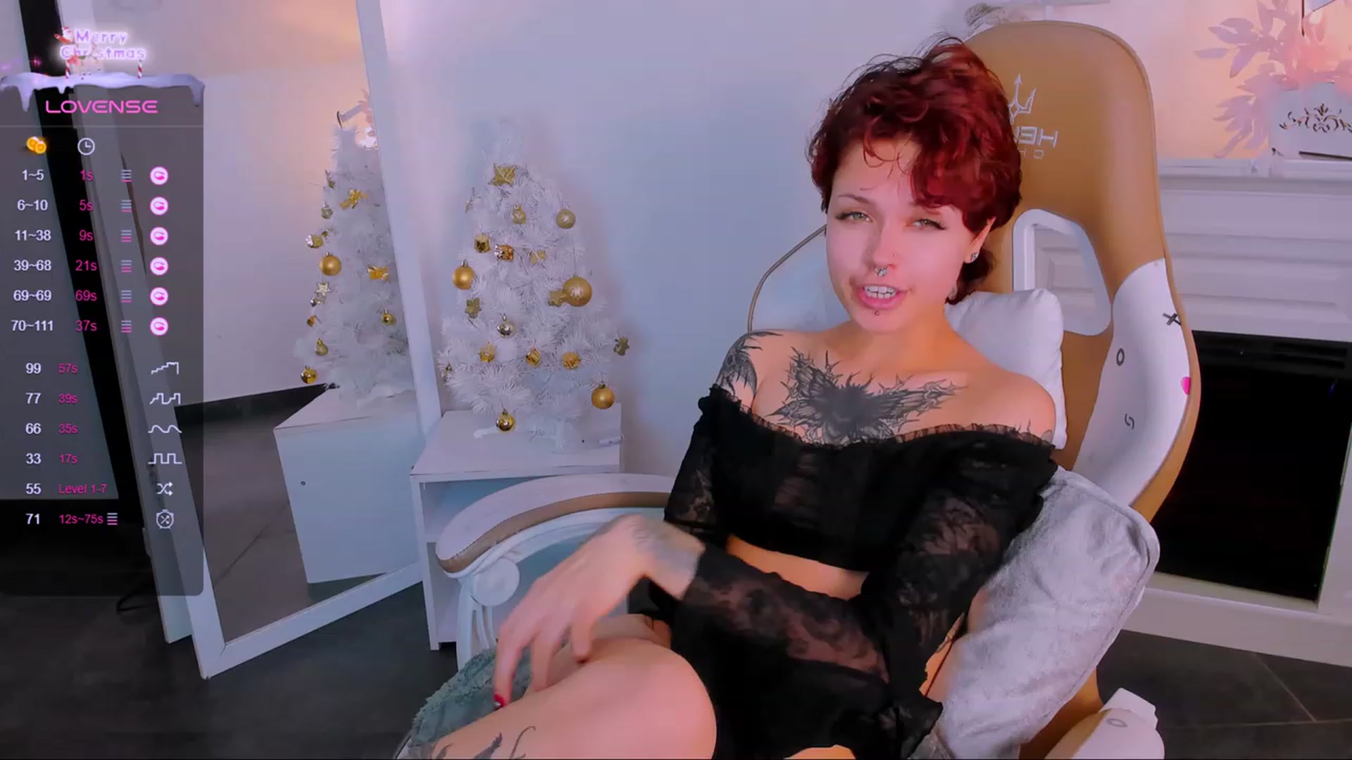 Gallery image thumbnail from Naughty_fox's myfreecams stream on, 01/03/2024, 13:51 image 12 of 20