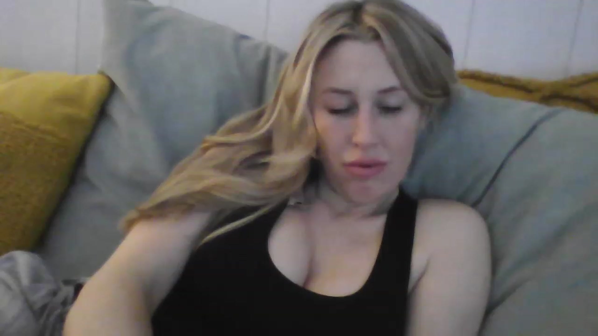 Gallery image thumbnail from Naughtycindy1's myfreecams stream on, 01/26/2023, 21:09 image 15 of 20