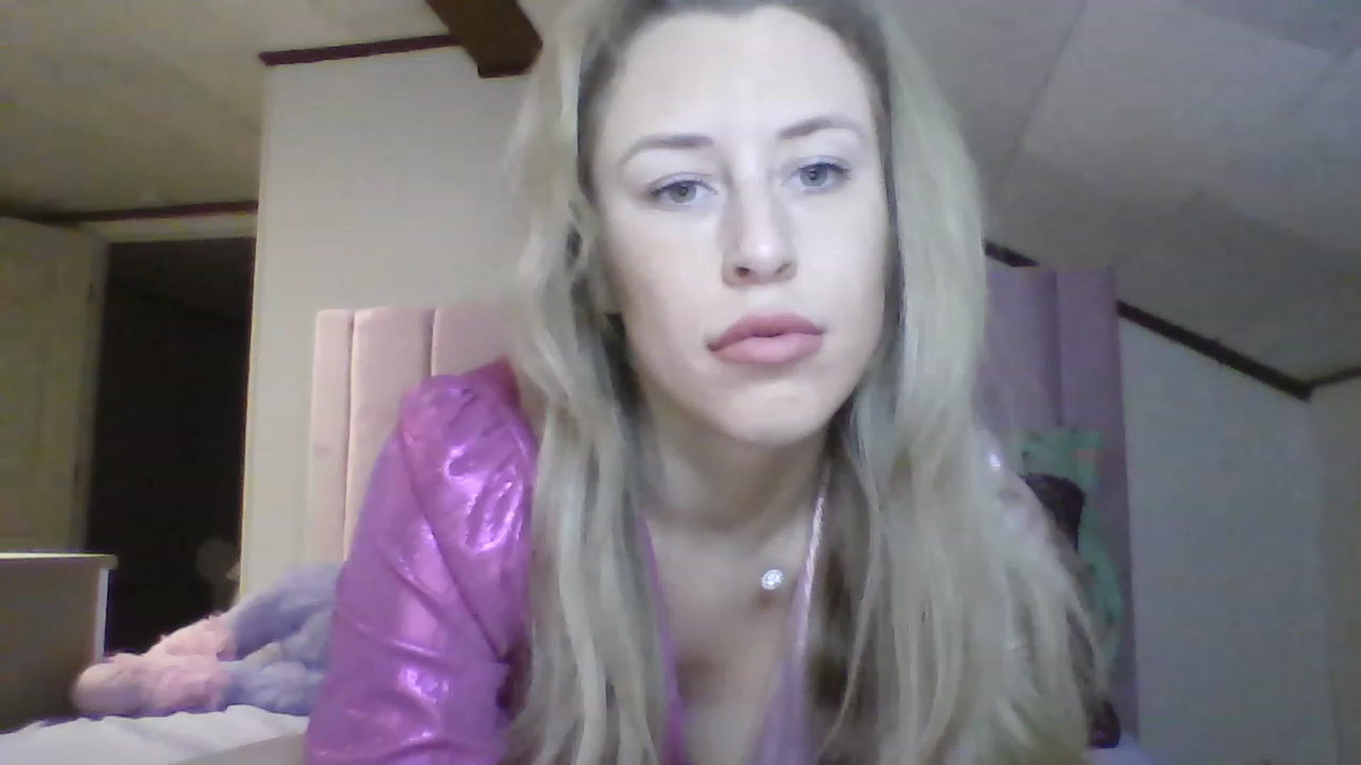 Gallery image thumbnail from Naughtycindy1's myfreecams stream on, 02/12/2023, 20:47 image 16 of 20
