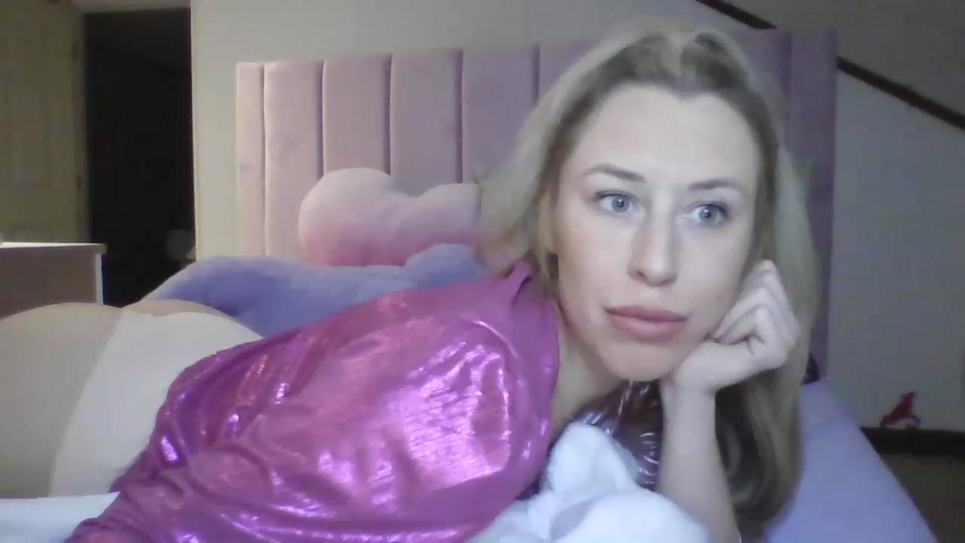 Gallery image thumbnail from Naughtycindy1's myfreecams stream on, 02/12/2023, 20:47 image 3 of 20