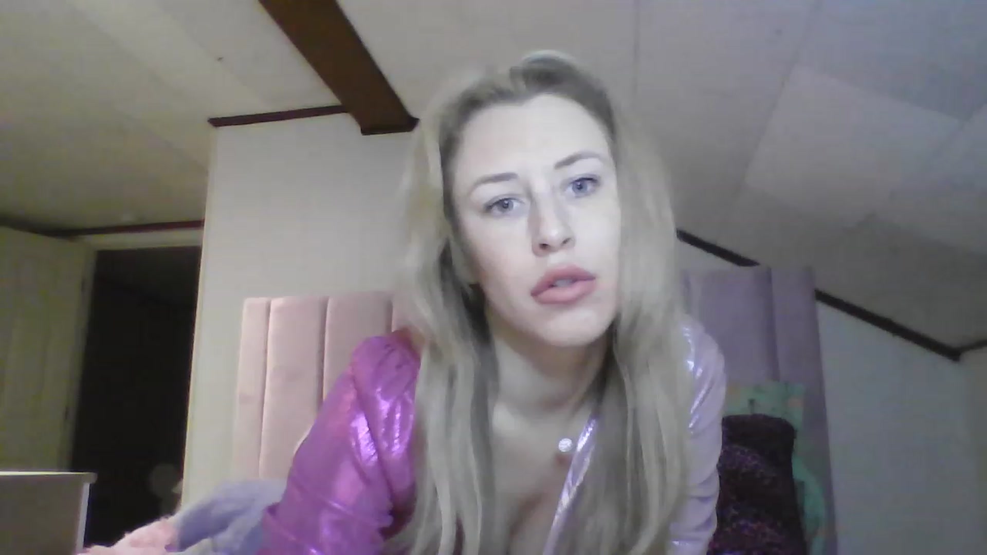 Gallery image thumbnail from Naughtycindy1's myfreecams stream on, 02/12/2023, 20:47 image 17 of 20