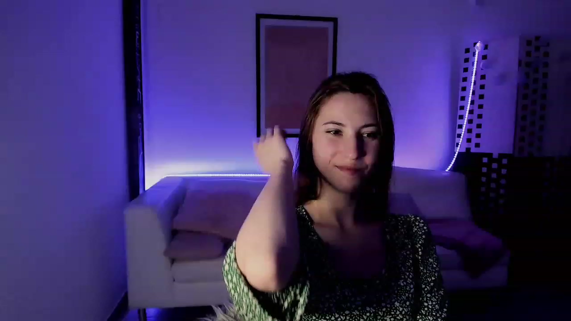 Gallery image thumbnail from Naughtydanii's myfreecams stream on, 11/29/2022, 14:02 image 3 of 20