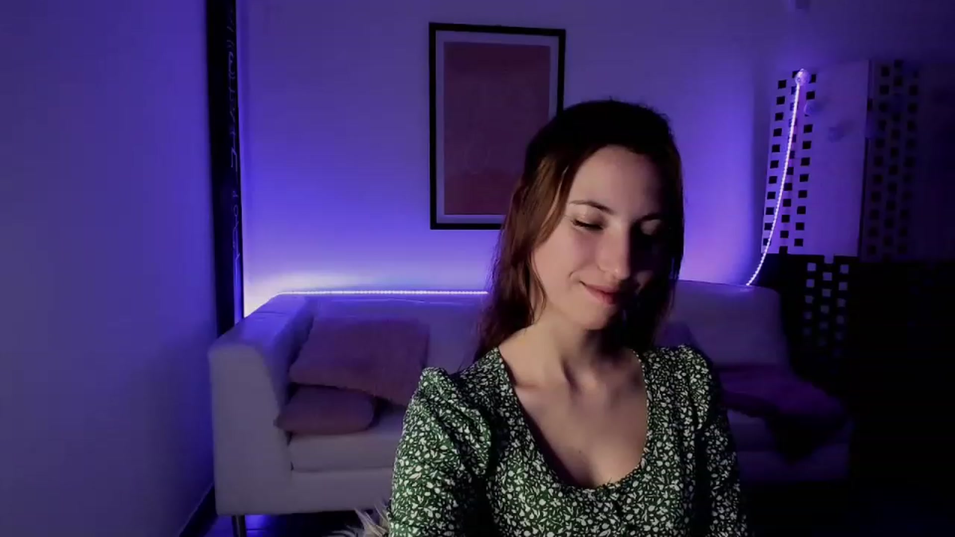 Gallery image thumbnail from Naughtydanii's myfreecams stream on, 11/29/2022, 14:02 image 1 of 20