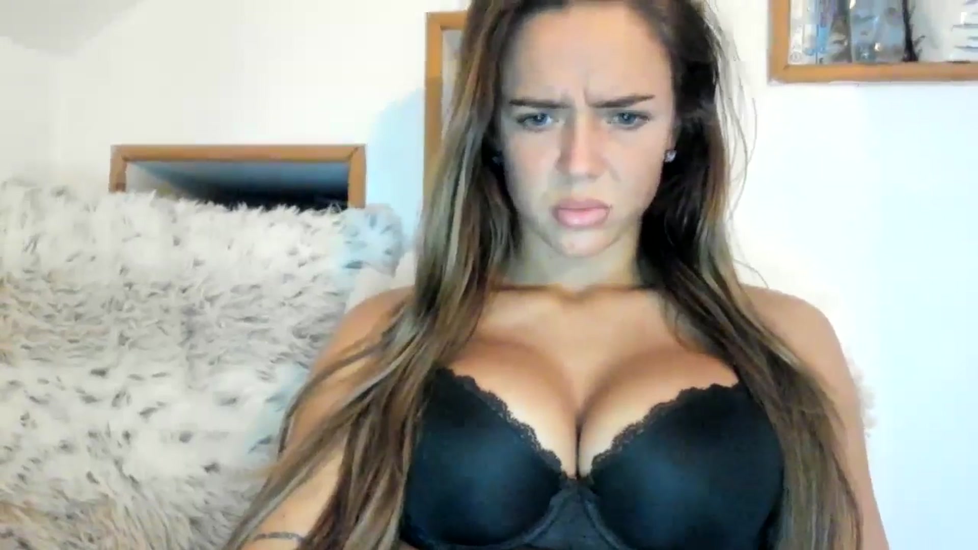 Gallery image thumbnail from Naughtygal22's myfreecams stream on, 01/30/2025, 08:46 image 7 of 20