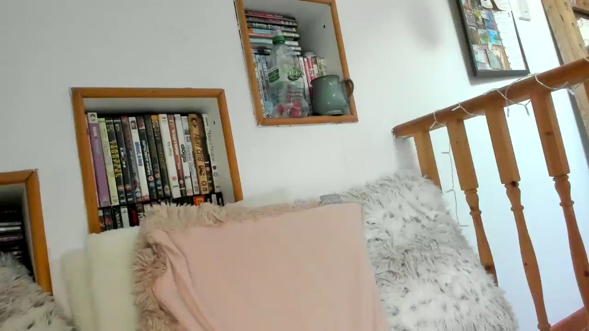 Gallery image thumbnail from Naughtygal22's myfreecams stream on, 04/04/2025, 07:07 image 3 of 20