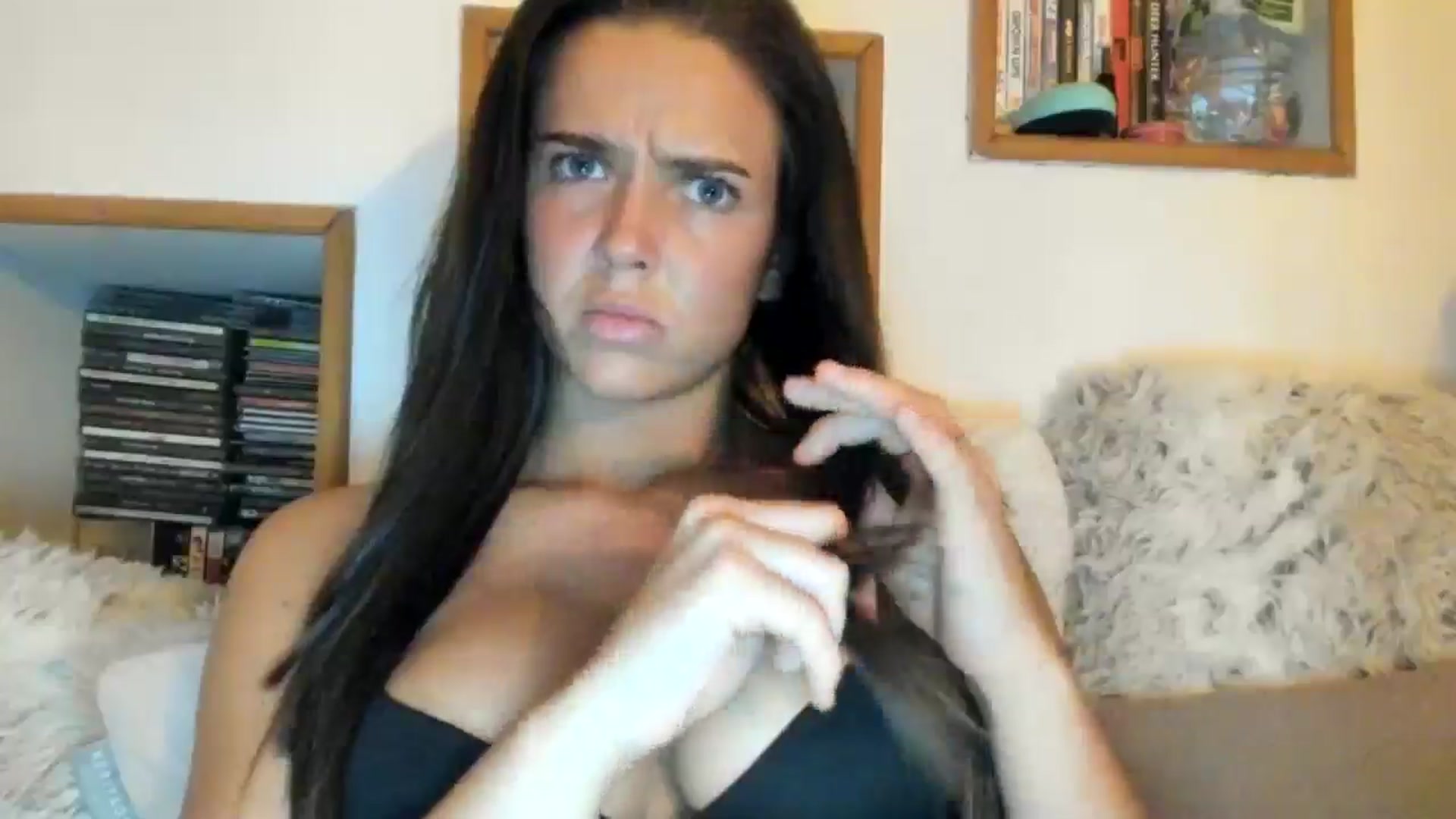 Gallery image thumbnail from Naughtygal22's myfreecams stream on, 04/14/2025, 20:09 image 3 of 20