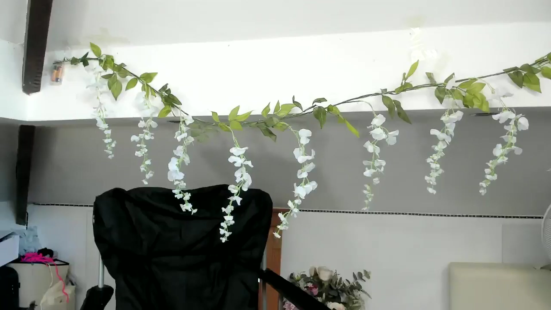 Gallery image thumbnail from Naughtygal22's myfreecams stream on, 05/19/2025, 15:37 image 1 of 20