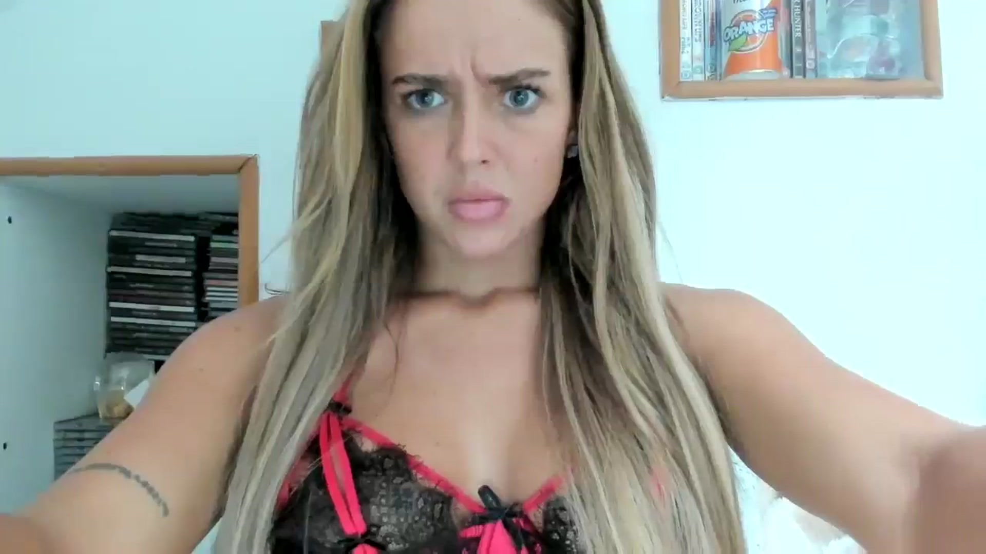 Gallery image thumbnail from Naughtygal22's myfreecams stream on, 06/27/2025, 09:18 image 3 of 20