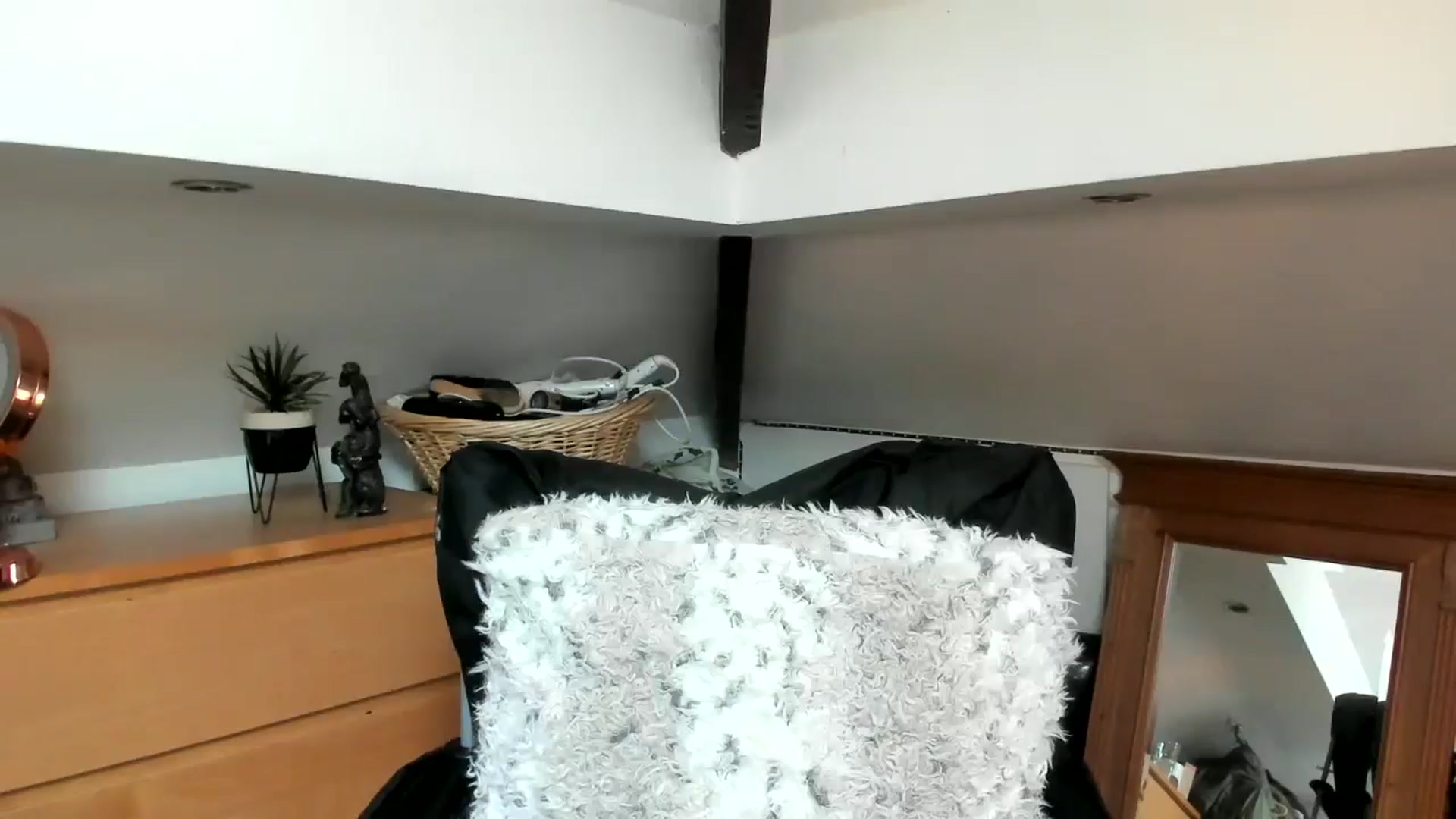 Gallery image thumbnail from Naughtygal22's myfreecams stream on, 07/14/2025, 09:20 image 17 of 20