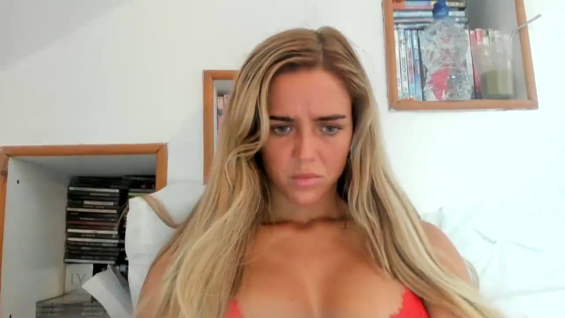 Gallery image thumbnail from Naughtygal22's myfreecams stream on, 07/28/2025, 08:47 image 18 of 20