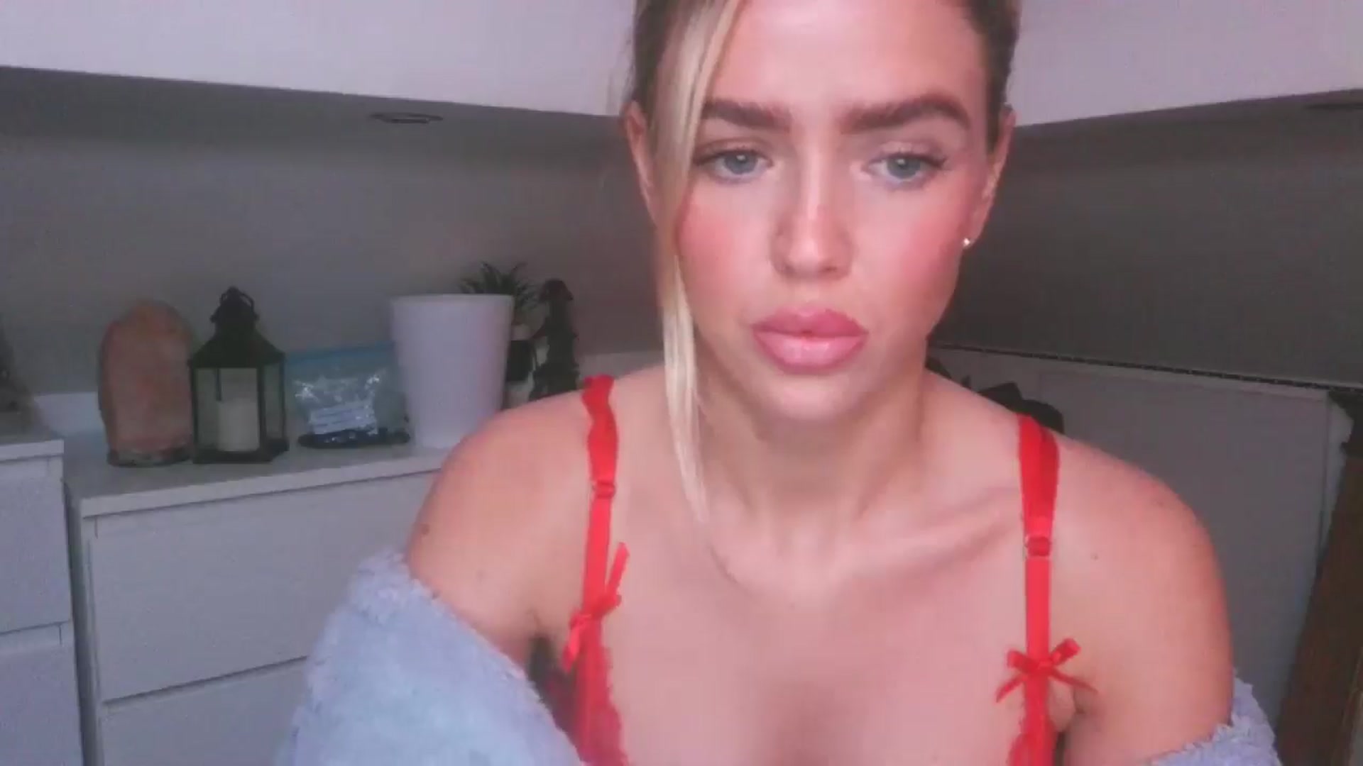 Gallery image thumbnail from Naughtygal22's myfreecams stream on, 01/25/2026, 09:16 image 15 of 20
