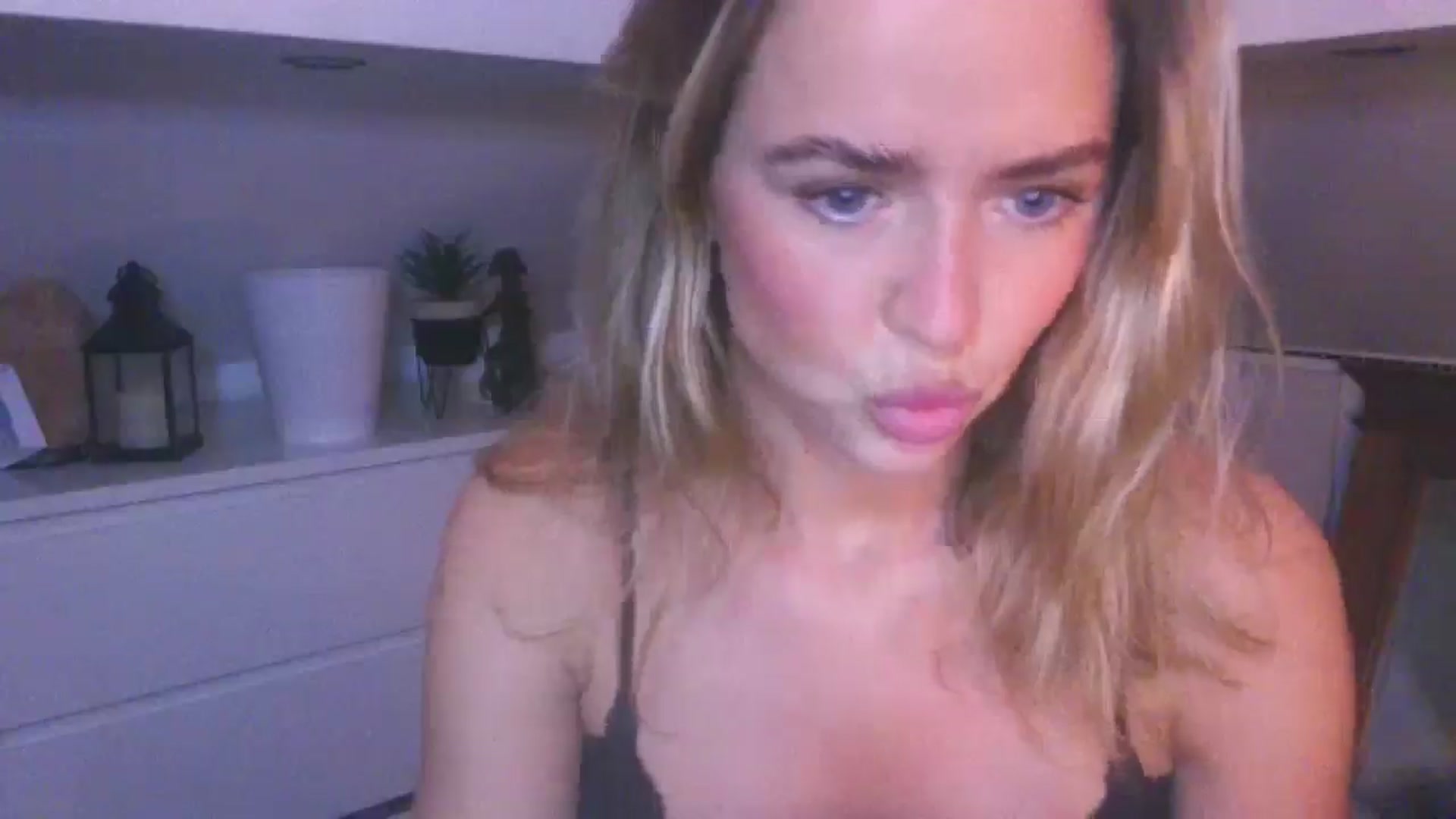 Gallery image thumbnail from Naughtygal22's myfreecams stream on, 01/26/2026, 20:54 image 7 of 20