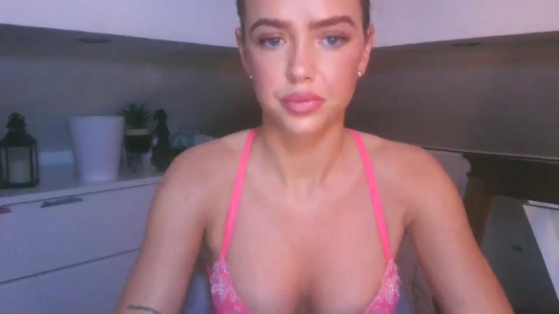 Gallery image thumbnail from Naughtygal22's myfreecams stream on, 01/28/2026, 08:04 image 8 of 20