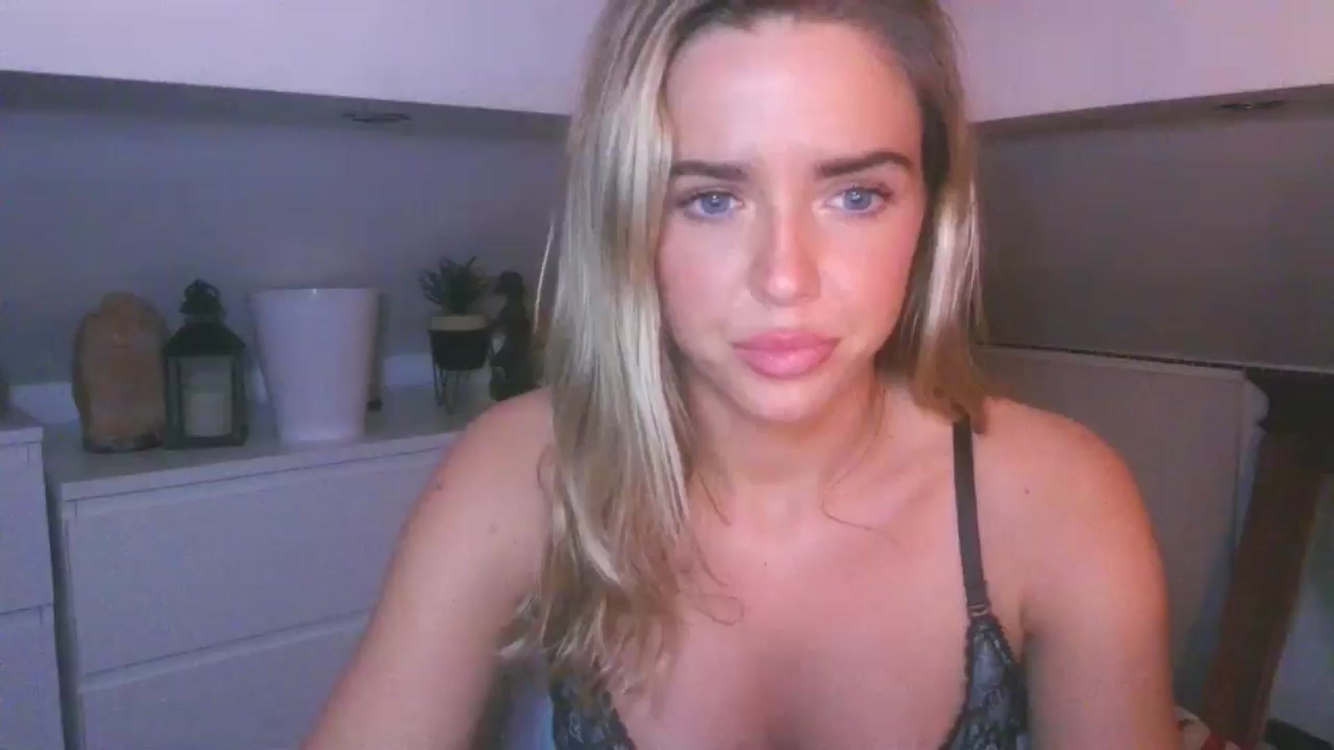 Gallery image thumbnail from Naughtygal22's myfreecams stream on, 02/01/2026, 19:47 image 5 of 20