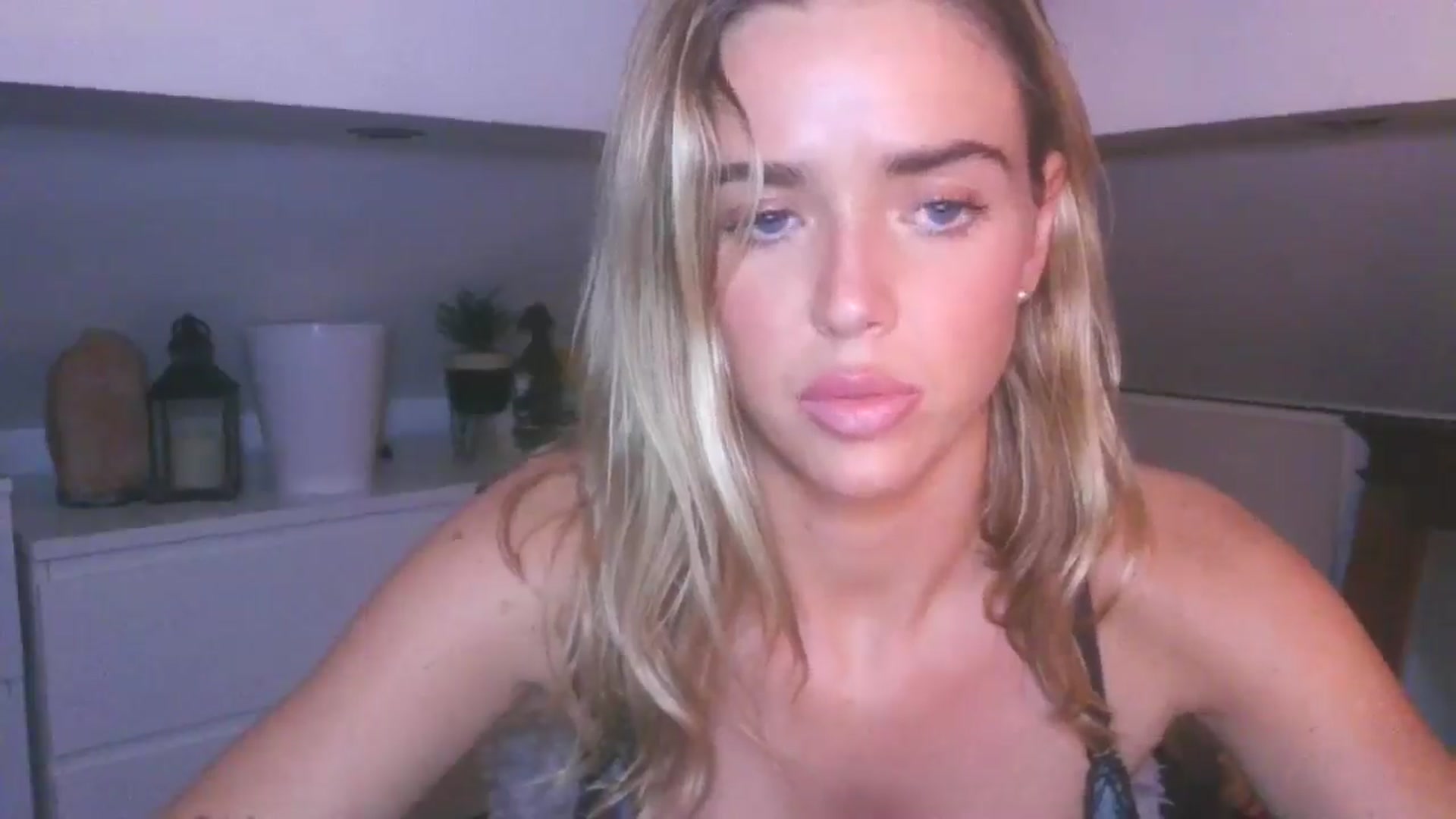Gallery image thumbnail from Naughtygal22's myfreecams stream on, 02/01/2026, 21:00 image 4 of 20