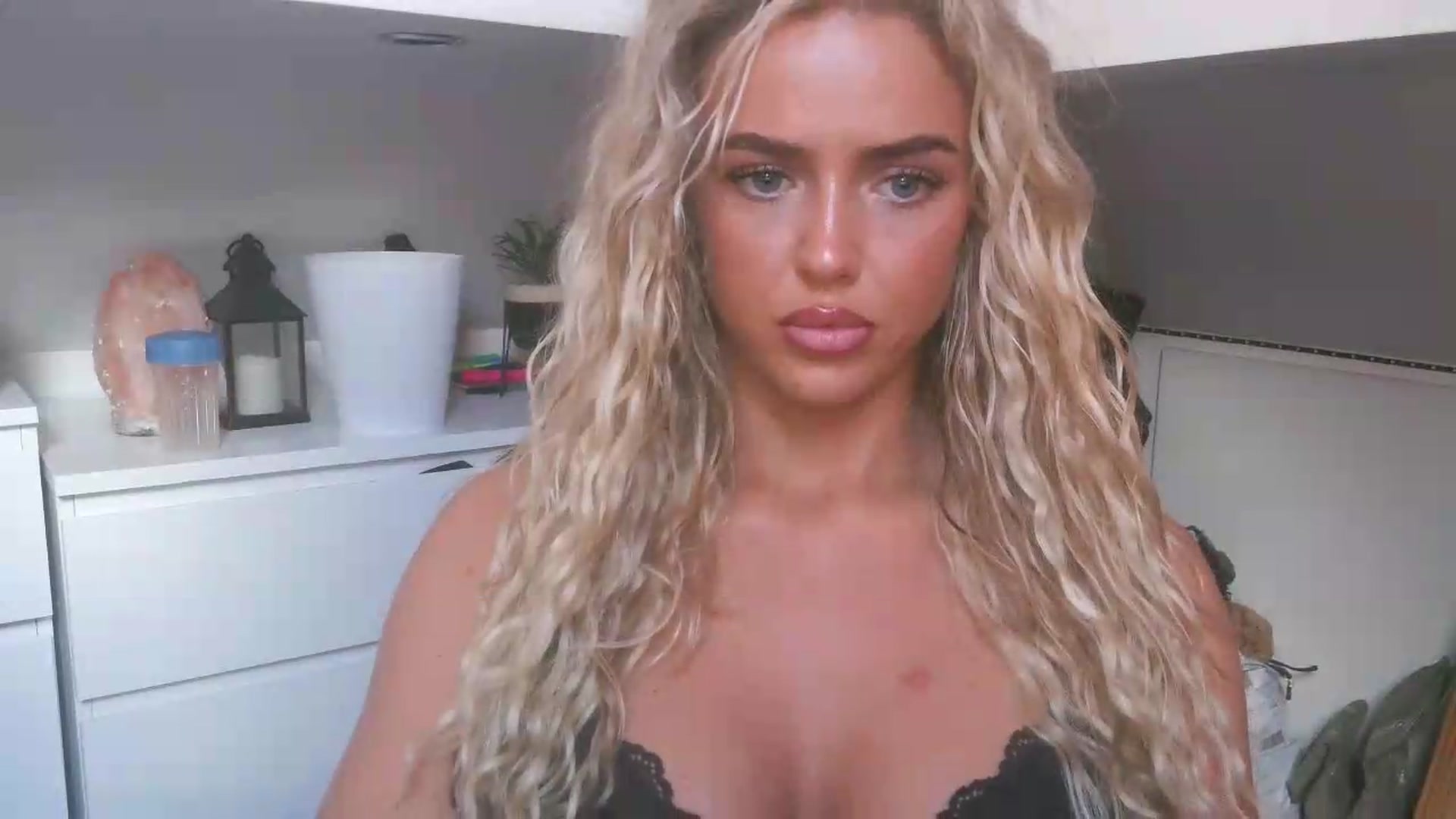 Gallery image thumbnail from Naughtygal22's myfreecams stream on, 06/10/2026, 14:24 image 15 of 20