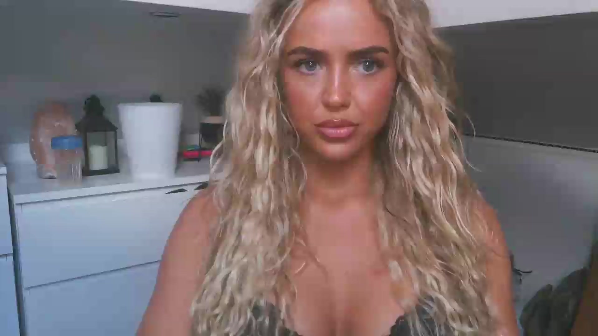 Gallery image thumbnail from Naughtygal22's myfreecams stream on, 06/10/2026, 14:24 image 6 of 20