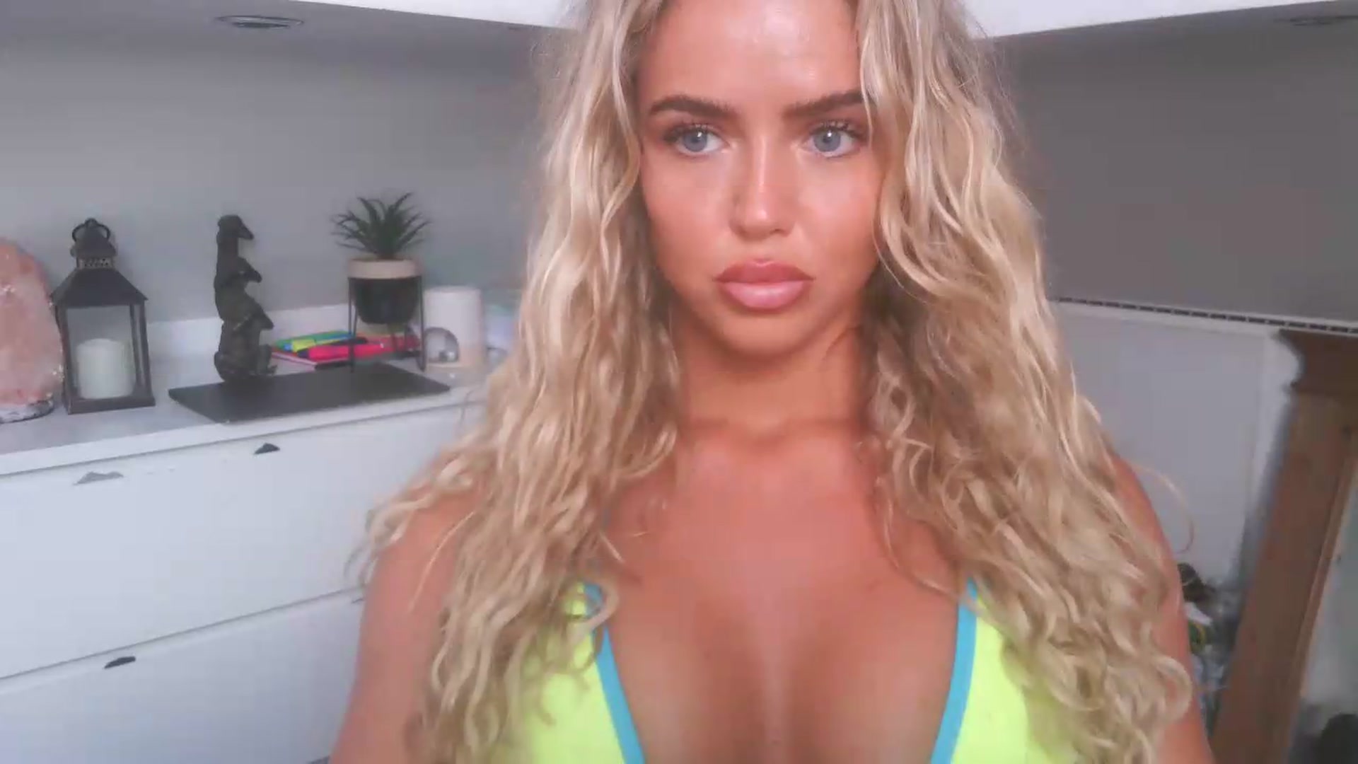 Gallery image thumbnail from Naughtygal22's myfreecams stream on, 06/19/2026, 11:07 image 16 of 20