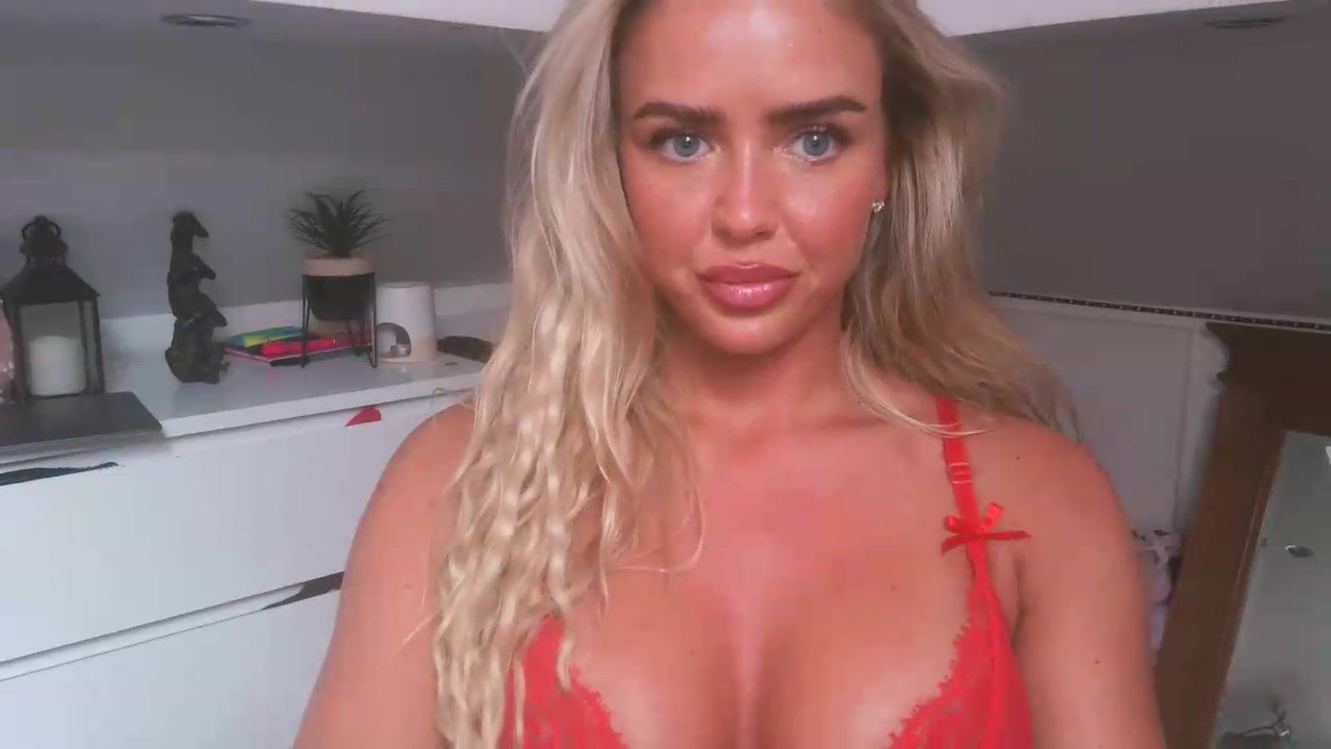 Gallery image thumbnail from Naughtygal22's myfreecams stream on, 06/29/2026, 16:42 image 18 of 20