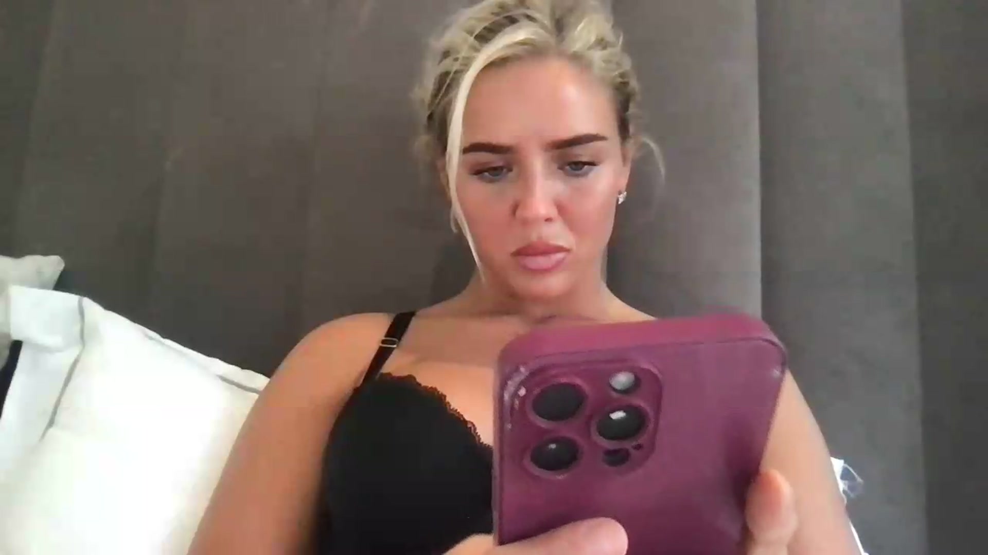 Gallery image thumbnail from Naughtygal22's myfreecams stream on, 08/06/2026, 10:58 image 9 of 20