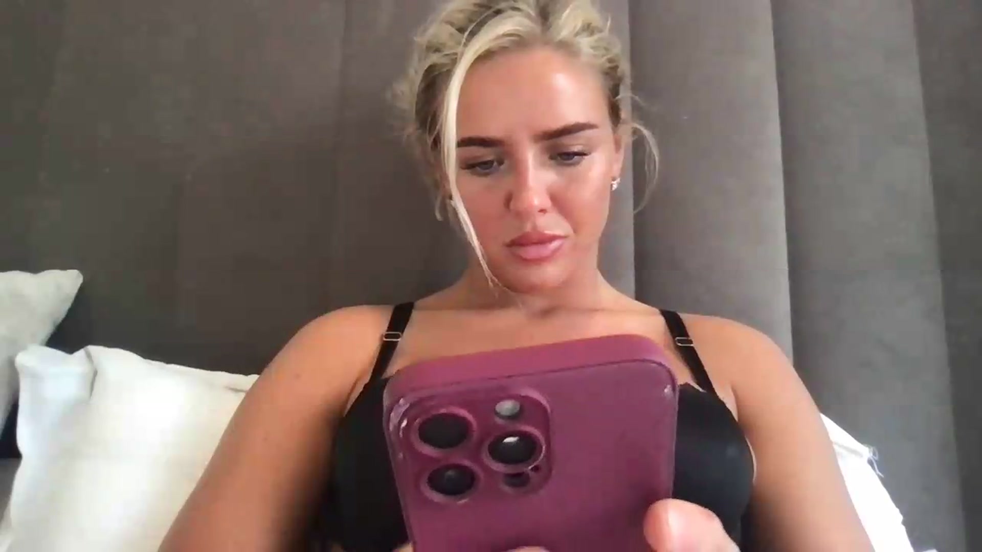 Gallery image thumbnail from Naughtygal22's myfreecams stream on, 08/06/2026, 10:58 image 16 of 20