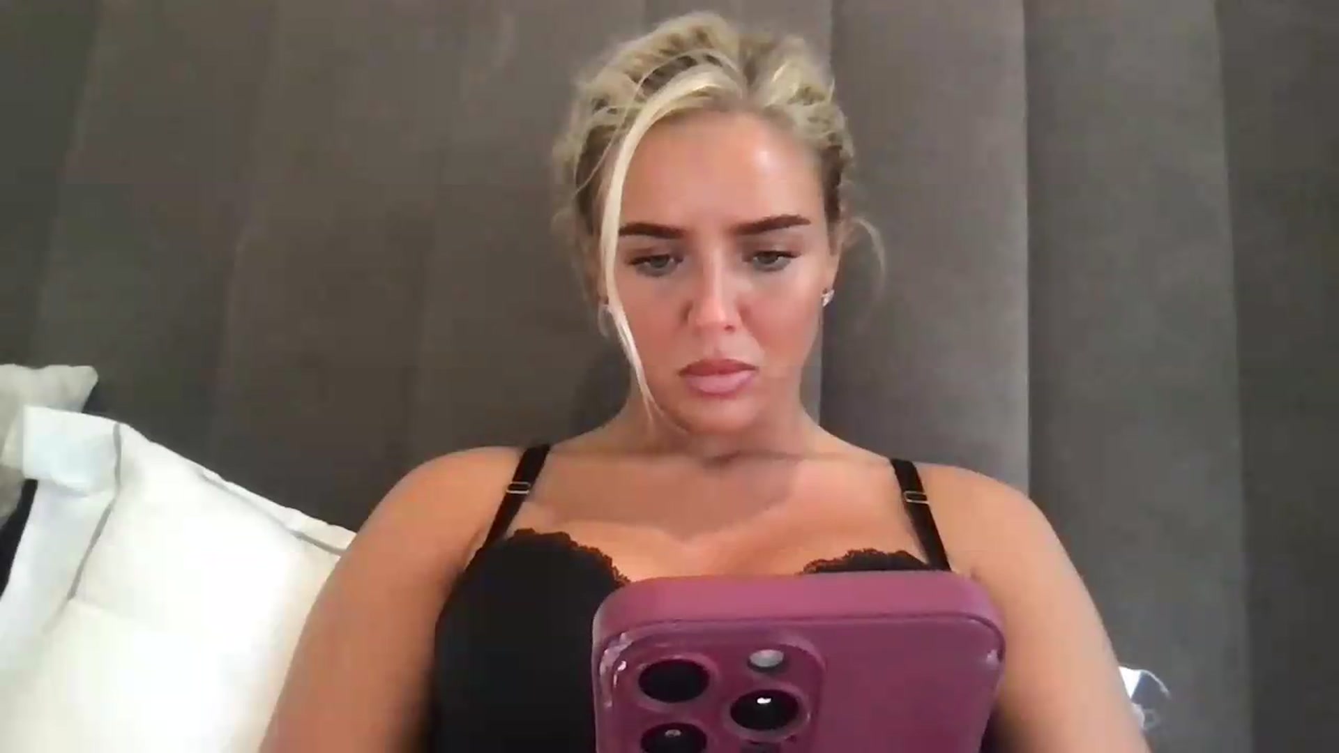 Gallery image thumbnail from Naughtygal22's myfreecams stream on, 08/06/2026, 10:58 image 8 of 20