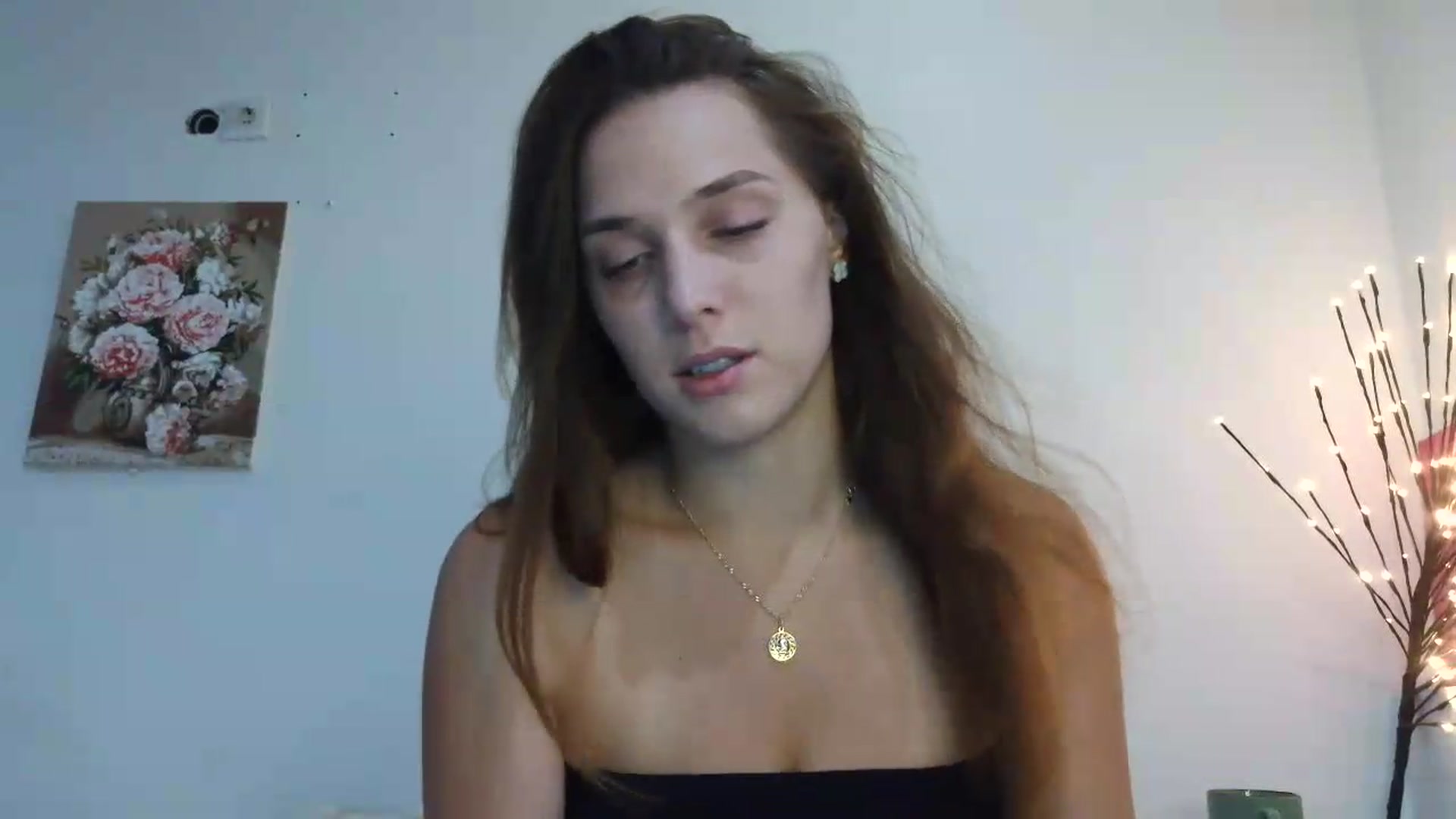 Gallery image thumbnail from NayaFrost's myfreecams stream on, 08/09/2026, 10:00 image 12 of 20