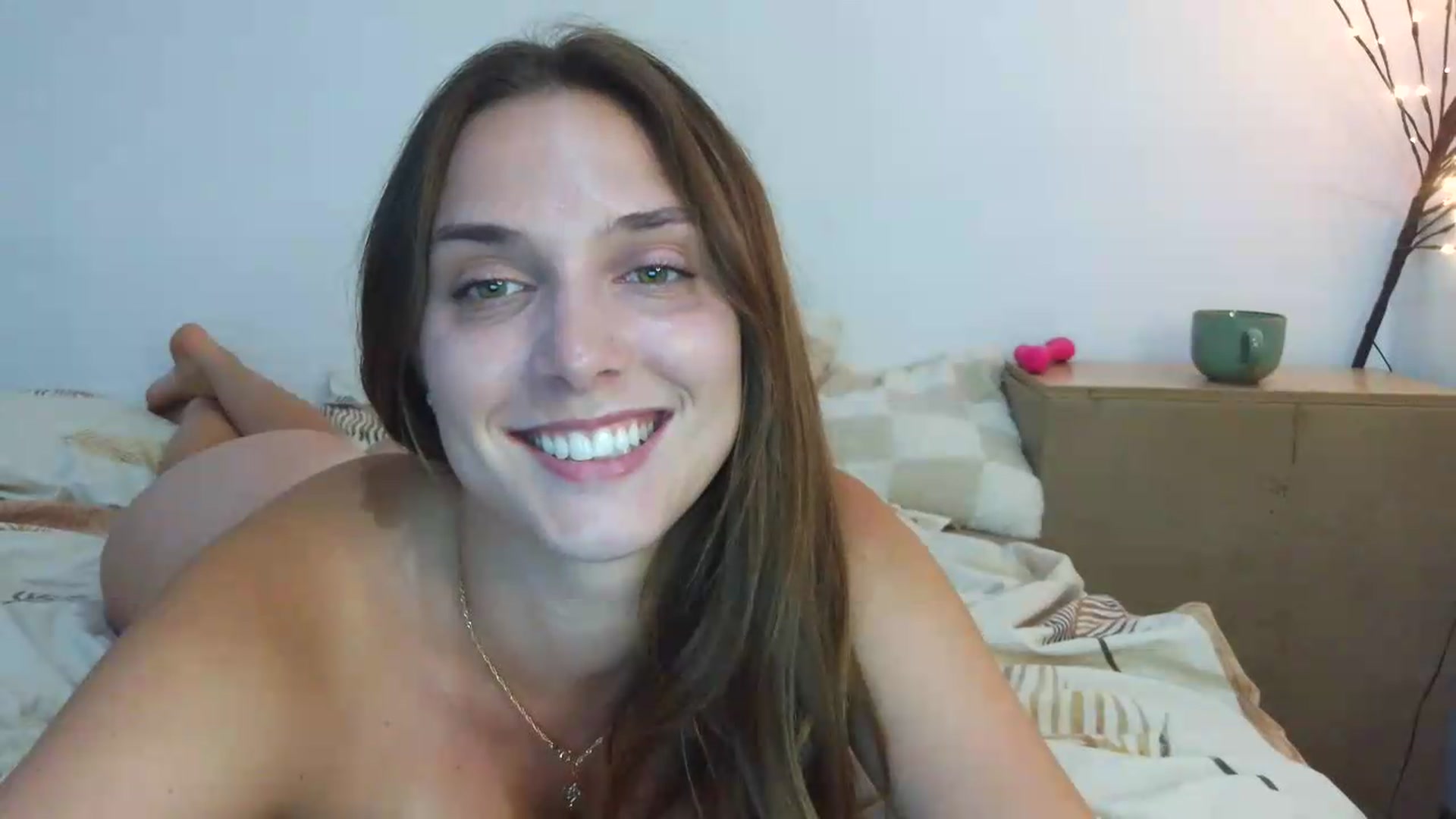 Gallery image thumbnail from NayaFrost's myfreecams stream on, 08/09/2026, 15:18 image 17 of 20