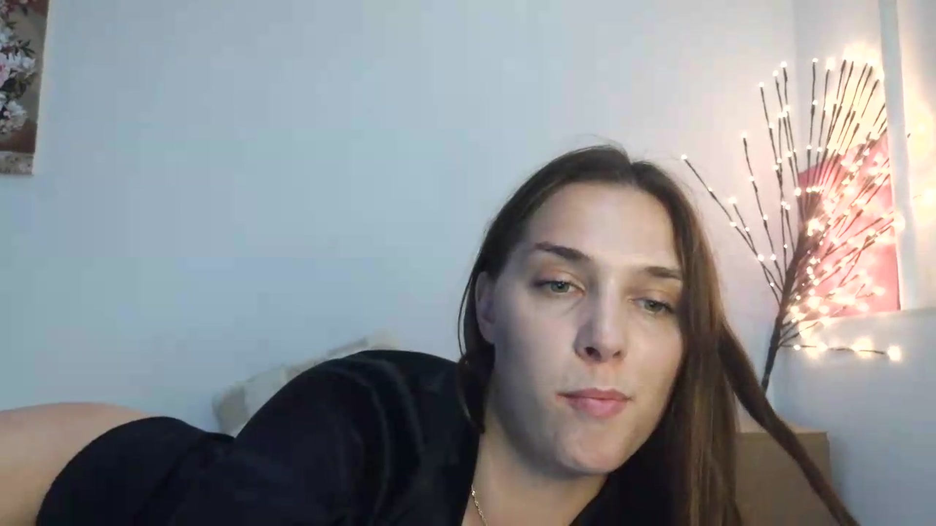 Gallery image thumbnail from NayaFrost's myfreecams stream on, 08/11/2026, 11:31 image 19 of 20