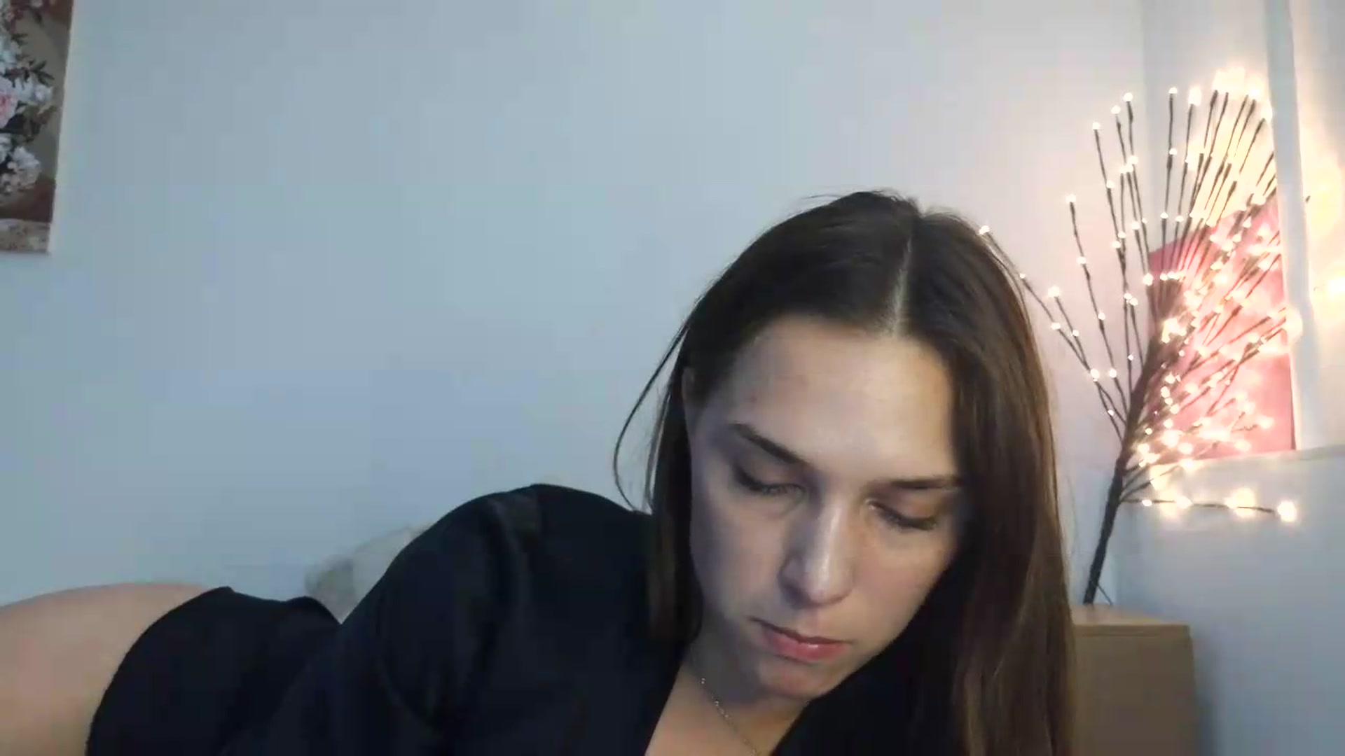 Gallery image thumbnail from NayaFrost's myfreecams stream on, 08/11/2026, 11:31 image 14 of 20