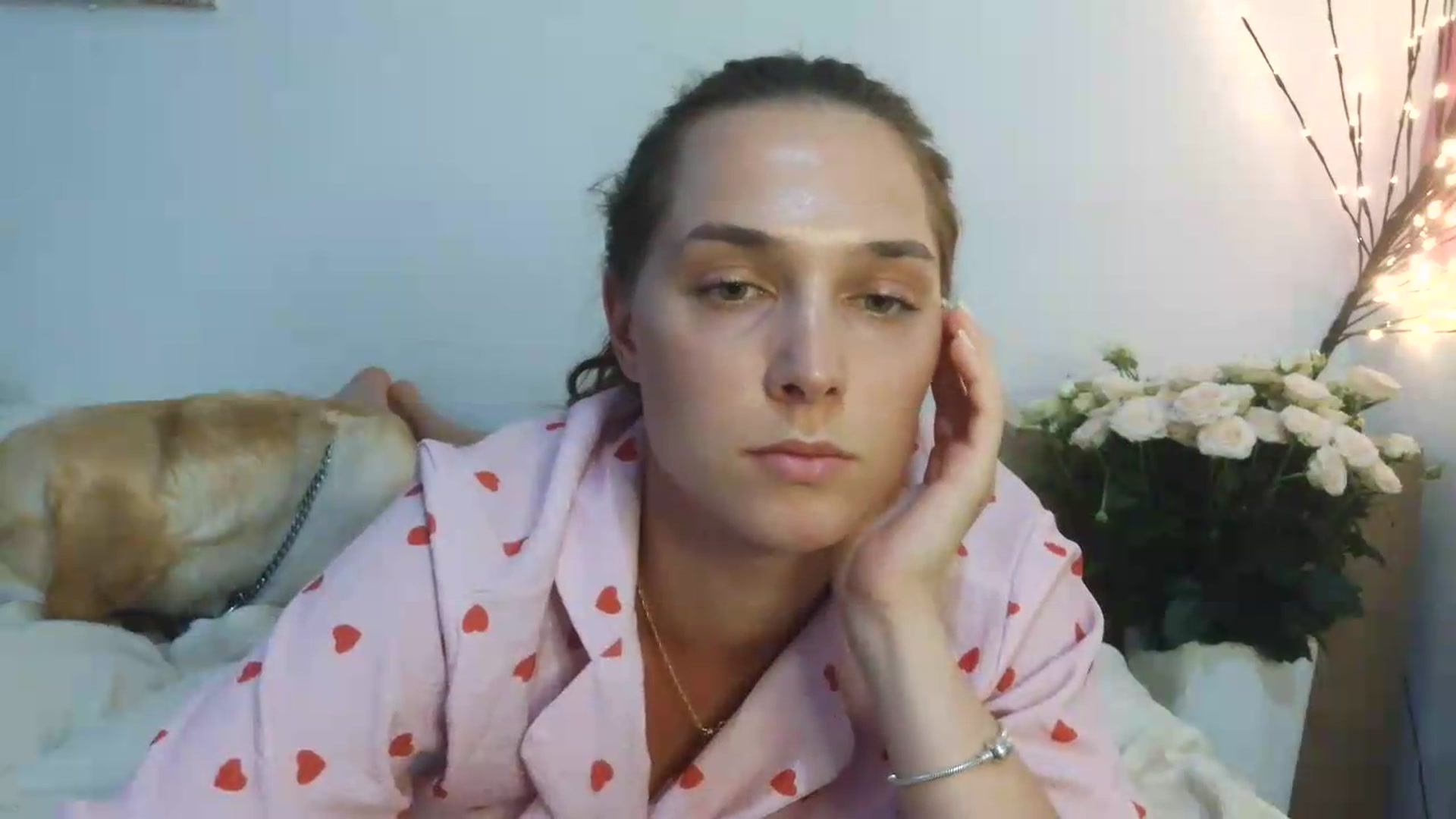 Gallery image thumbnail from NayaFrost's myfreecams stream on, 08/16/2026, 17:32 image 3 of 20