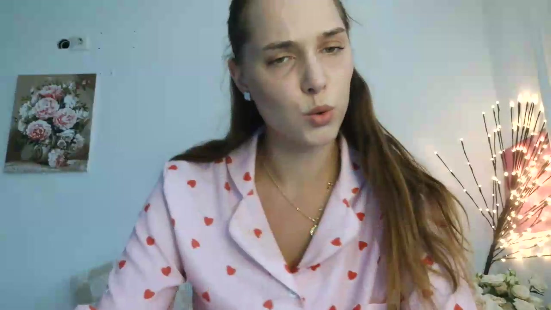 Gallery image thumbnail from NayaFrost's myfreecams stream on, 08/19/2026, 11:30 image 4 of 20
