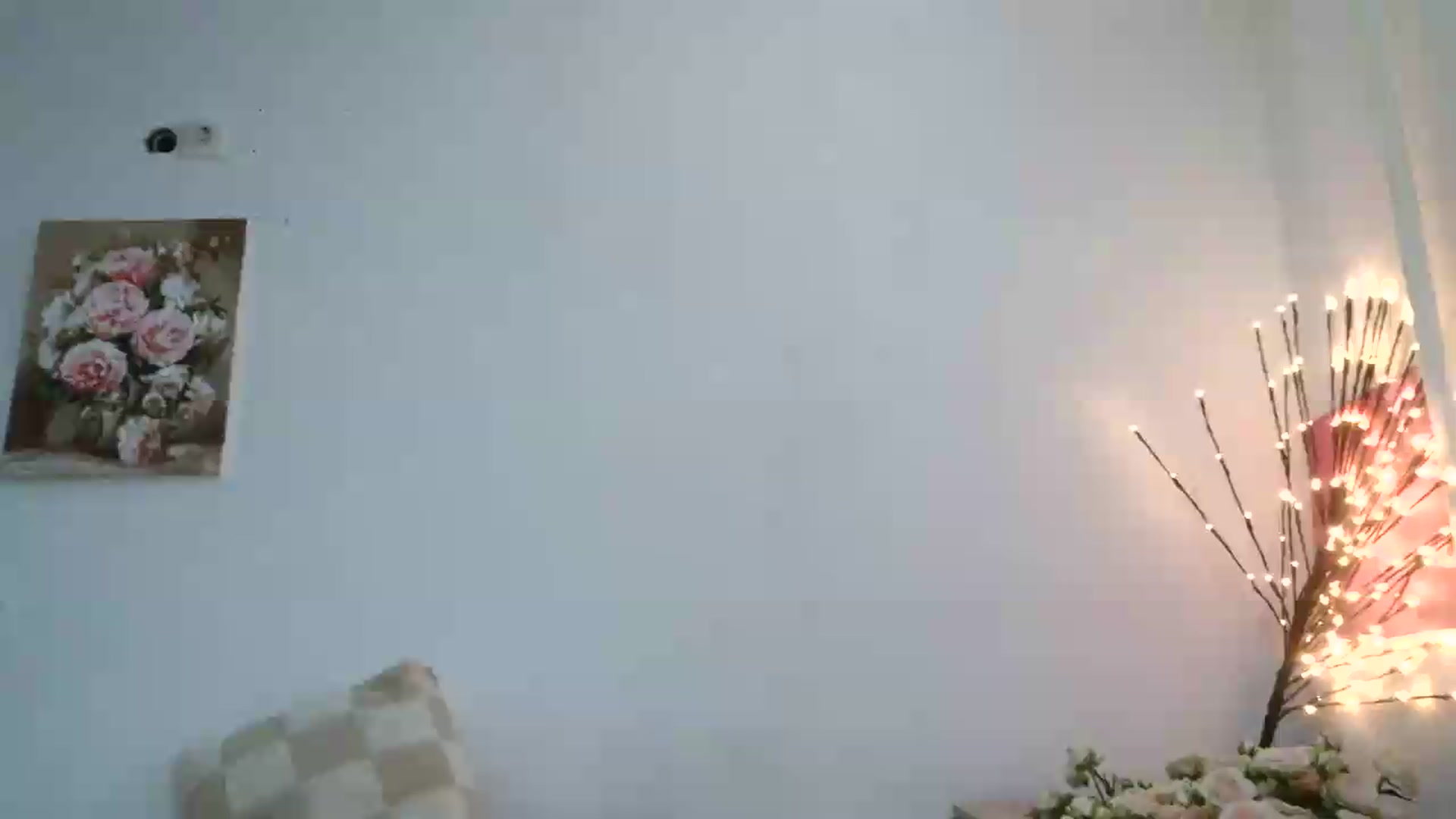 Gallery image thumbnail from NayaFrost's myfreecams stream on, 08/19/2026, 11:30 image 3 of 20