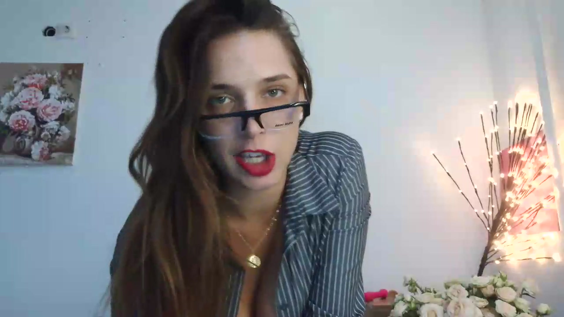 Gallery image thumbnail from NayaFrost's myfreecams stream on, 08/19/2026, 12:35 image 9 of 20