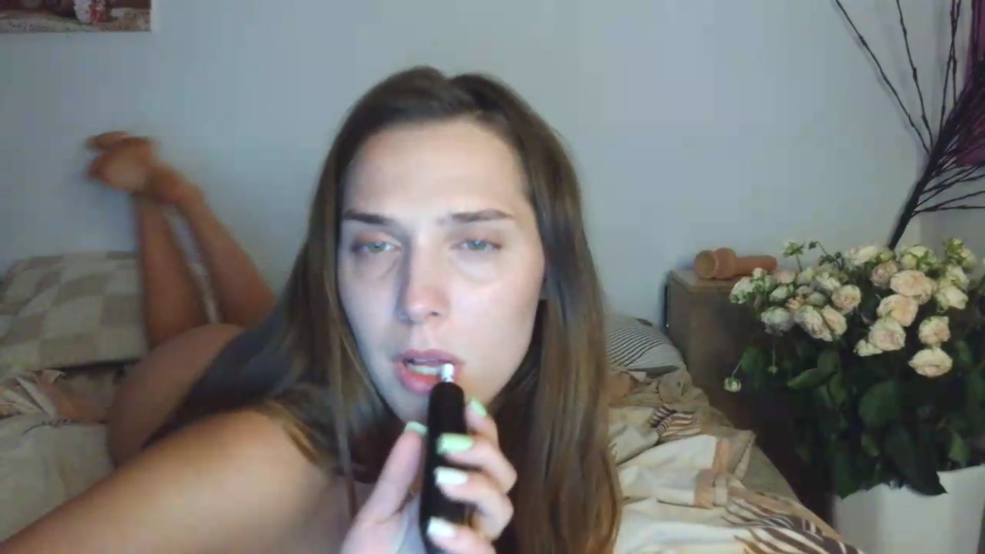 Gallery image thumbnail from NayaFrost's myfreecams stream on, 08/20/2026, 14:21 image 3 of 20