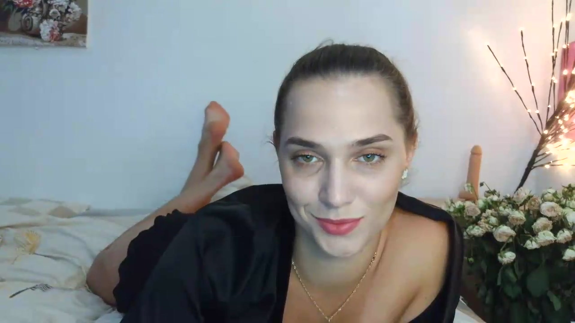 Gallery image thumbnail from NayaFrost's myfreecams stream on, 08/21/2026, 11:07 image 18 of 20