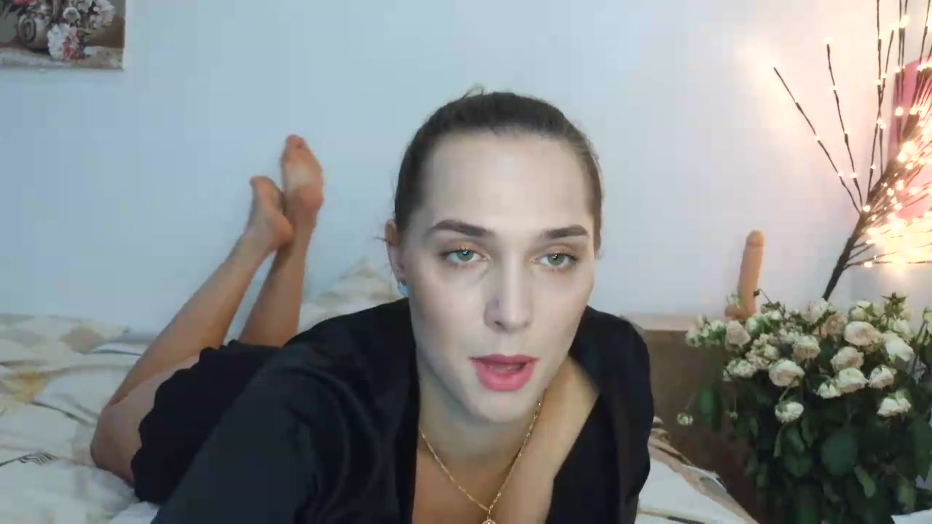 Gallery image thumbnail from NayaFrost's myfreecams stream on, 08/21/2026, 11:07 image 19 of 20