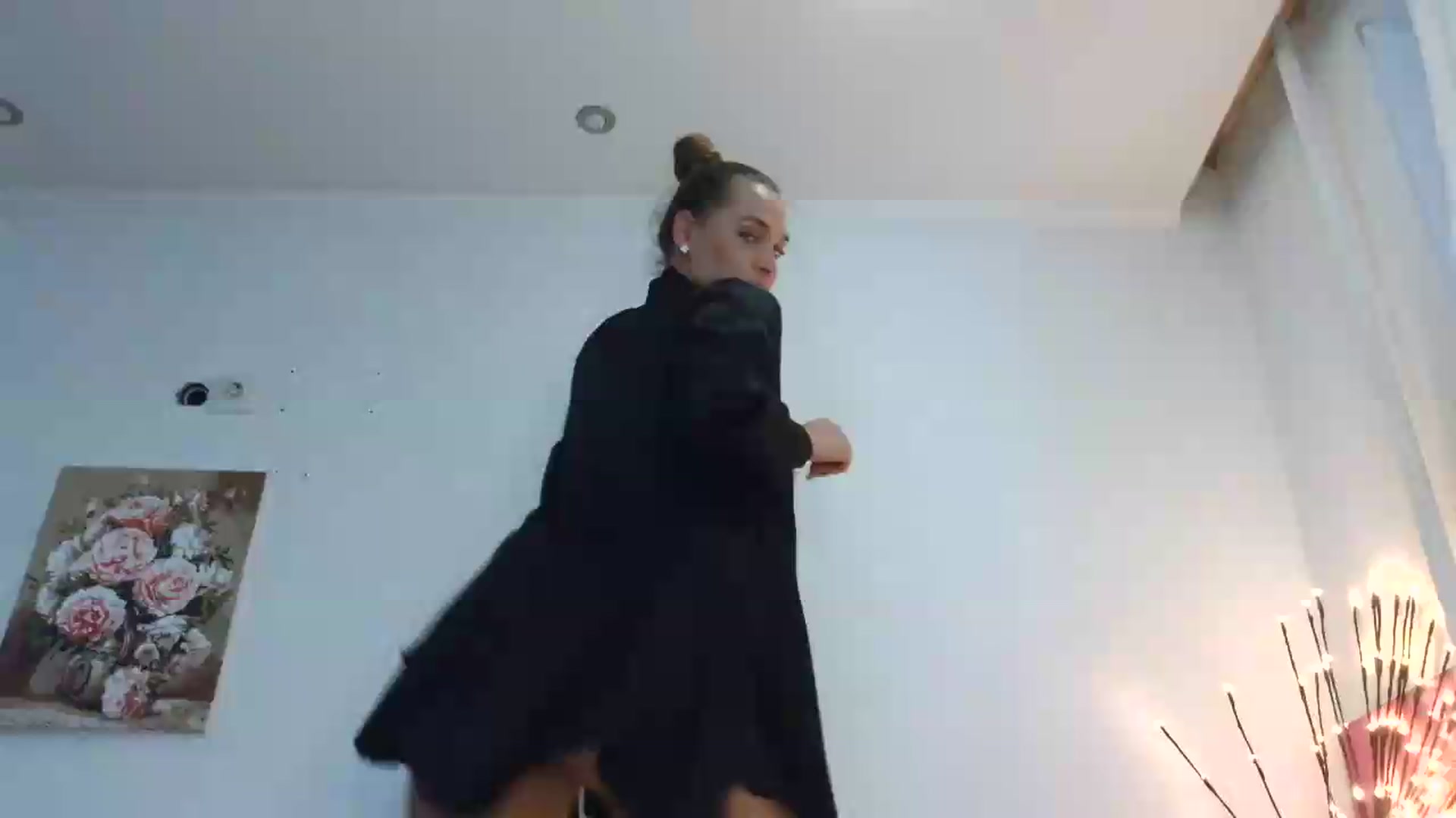 Gallery image thumbnail from NayaFrost's myfreecams stream on, 08/21/2026, 11:57 image 13 of 20