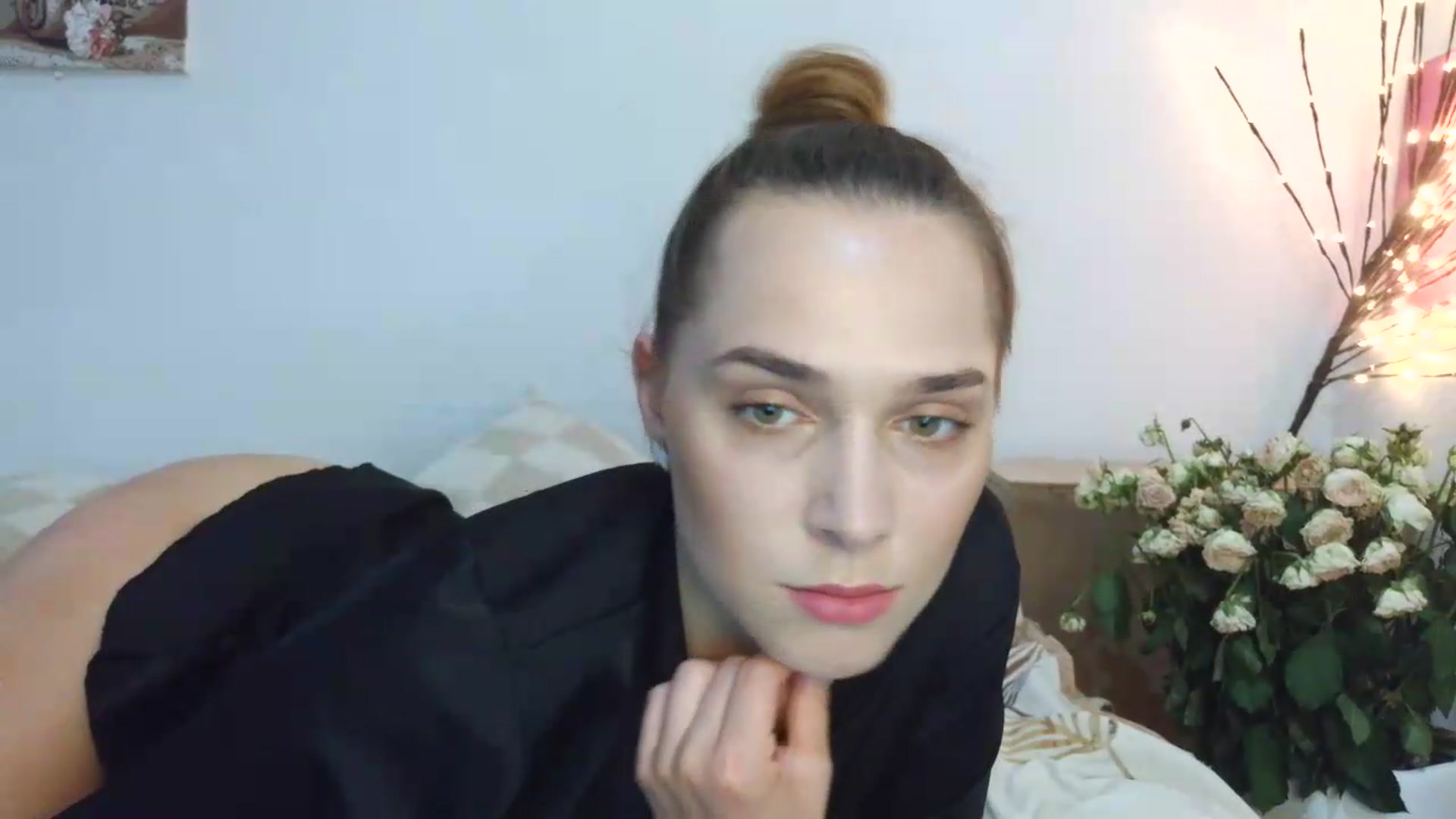 Gallery image thumbnail from NayaFrost's myfreecams stream on, 08/21/2026, 11:57 image 16 of 20